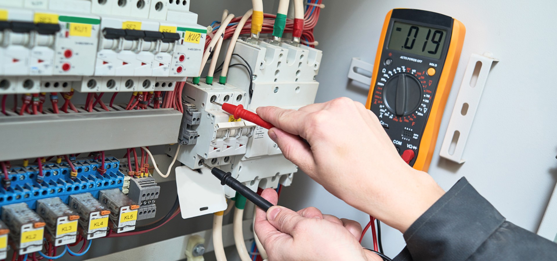 ElectricalSolutions-img01.jpg