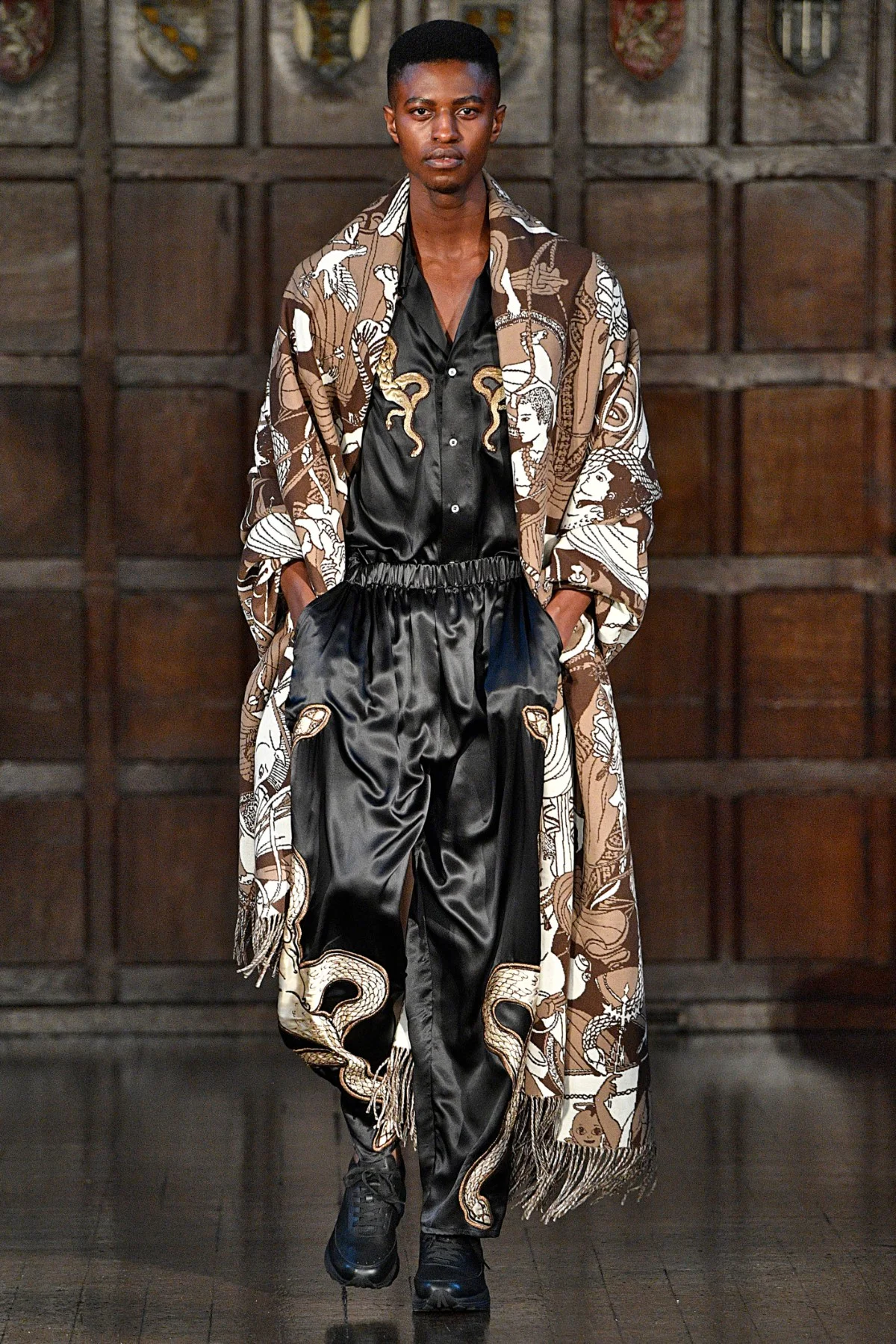 Edward-Crutchley-AW18-Credit-Helle-Moos-3.jpg