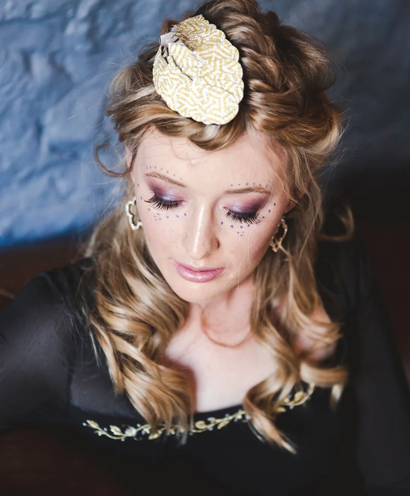 PAPEL (PAPER) WEARABLE - El Oro - The Gold Petal Pod