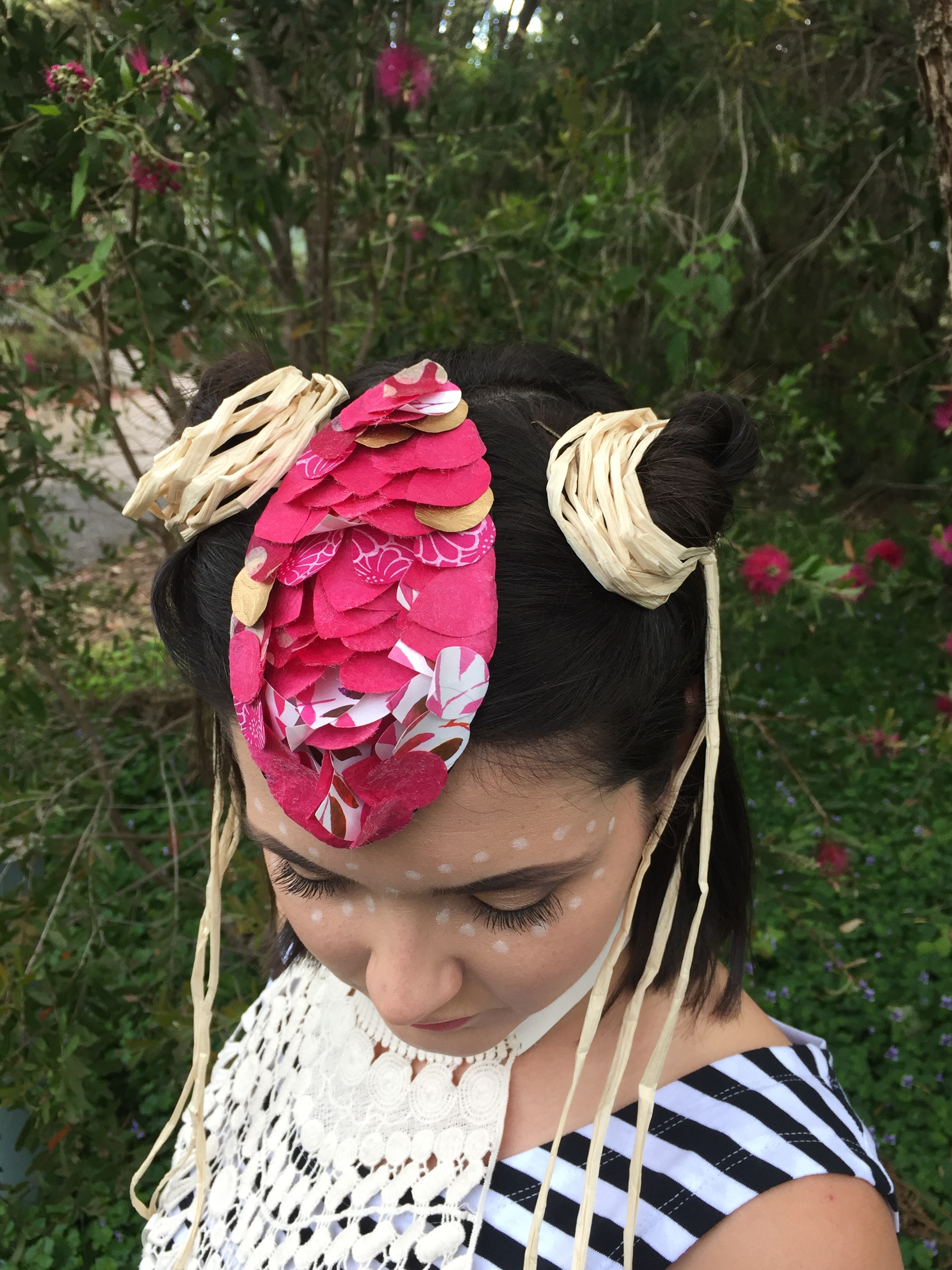 PAPEL (PAPER) WEARABLE - Rosa Caliente - The Hot Pink Petal Pod