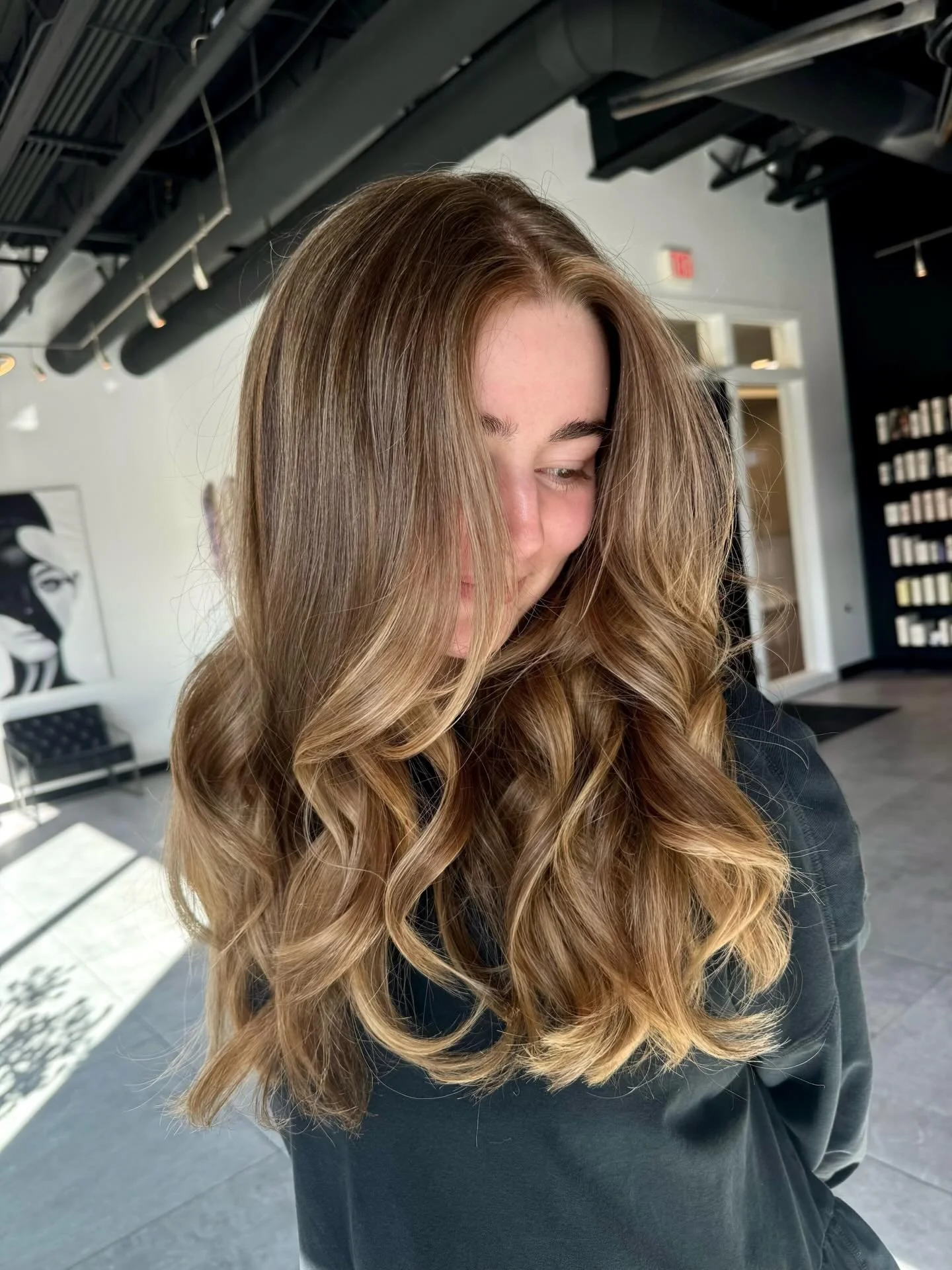 Grateful is an understatement 🤍
Thank you for trusting us with your cuts, your color, and your confidence. Your hair = our passion ✂️✨

#EvolveBozeman  #HairGoals #BehindTheChair #Bozeman #BozemanHairStylist