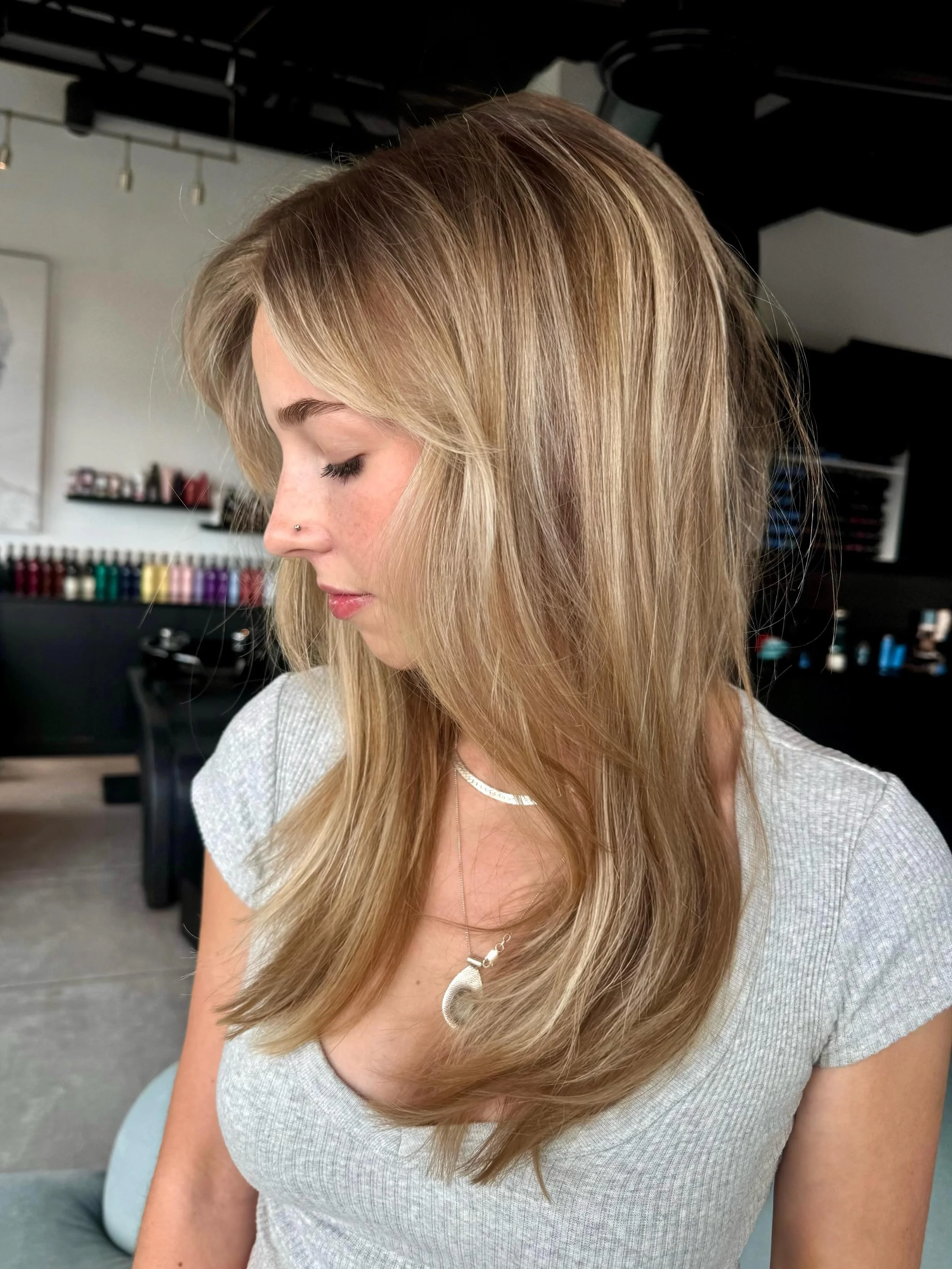 Creamy, dreamy, and summer breezy! May not be summer quite yet, but it&rsquo;s feeling like it right now in Bozeman and we&rsquo;re here for it. Let us be your next hair transformation!💁🏼&zwj;♀️🔥 #evolvebozeman #bozeman #bozemanhairsalon #summervi