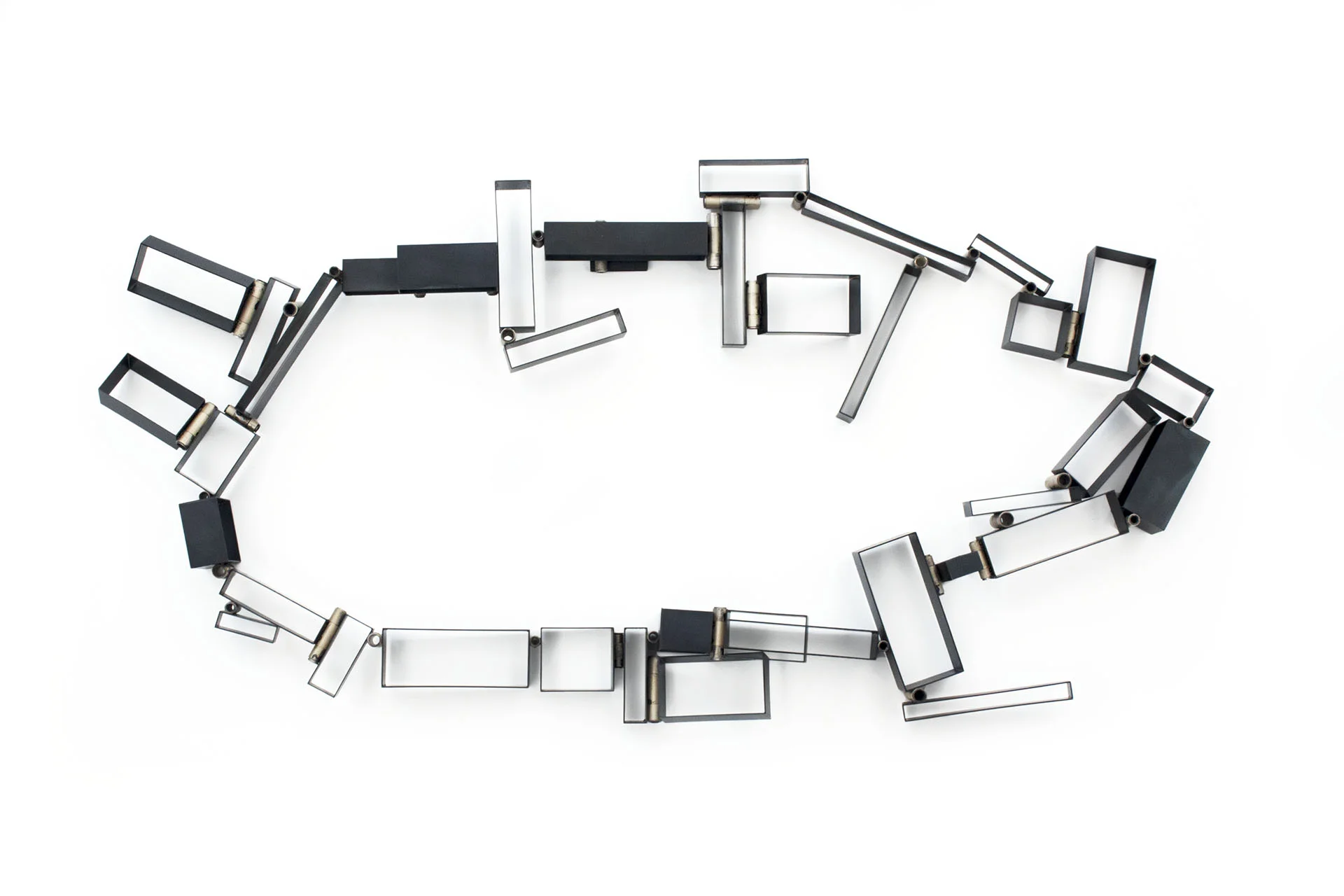 SYSTEM HINGE NECKLACE (2018)