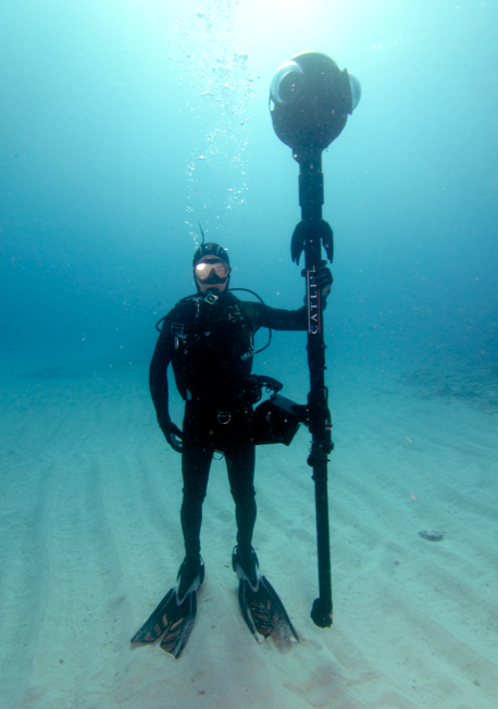 Christophe Bailhache with our Reef Response SVII-S Camera