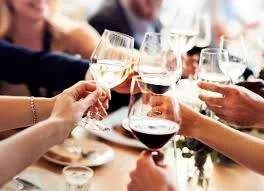 Walk to Wine Tasting in Downtown Hood River, Oregon