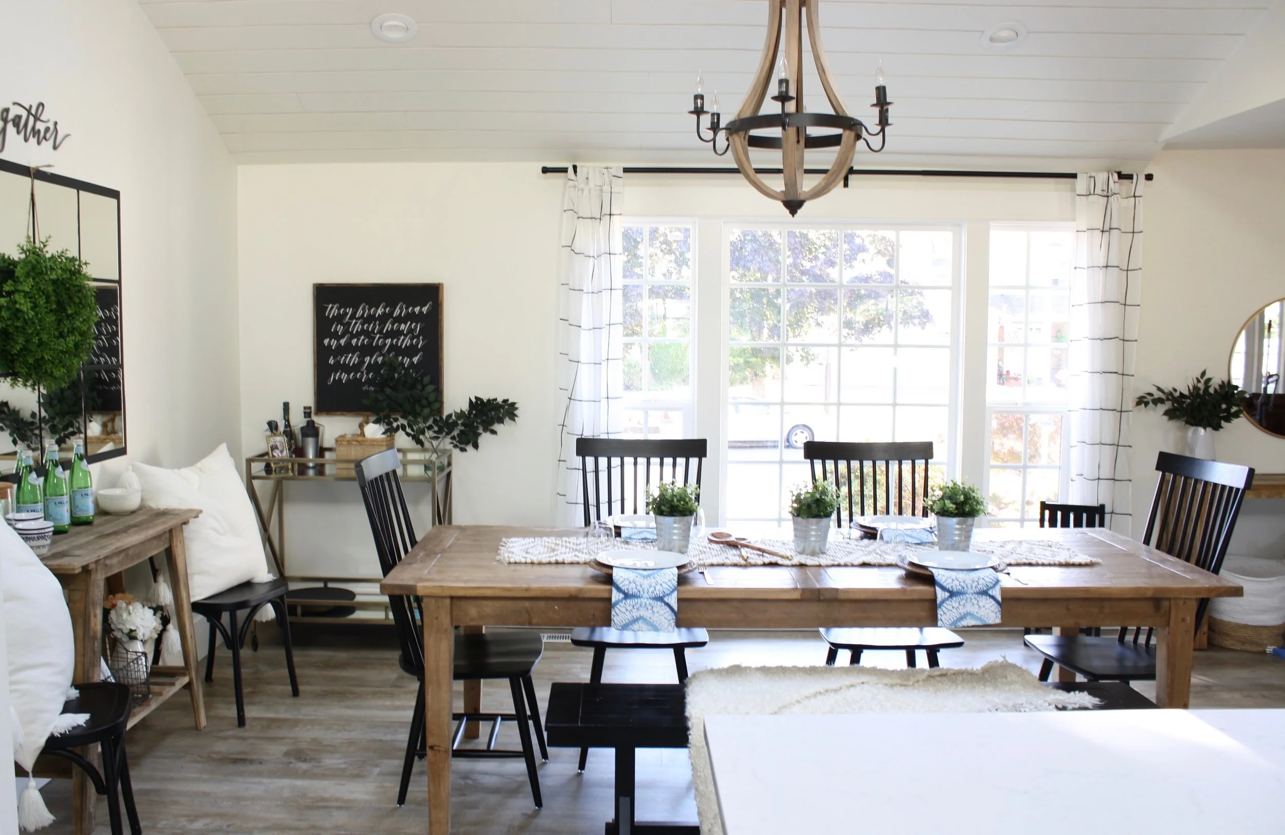 Dining7.jpg