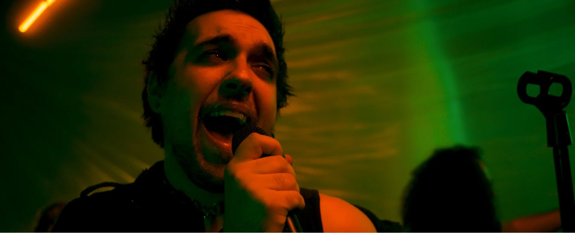 Grisly Brill - Venom.00_01_35_02.Still020.png