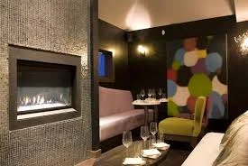 vinroom.jpg