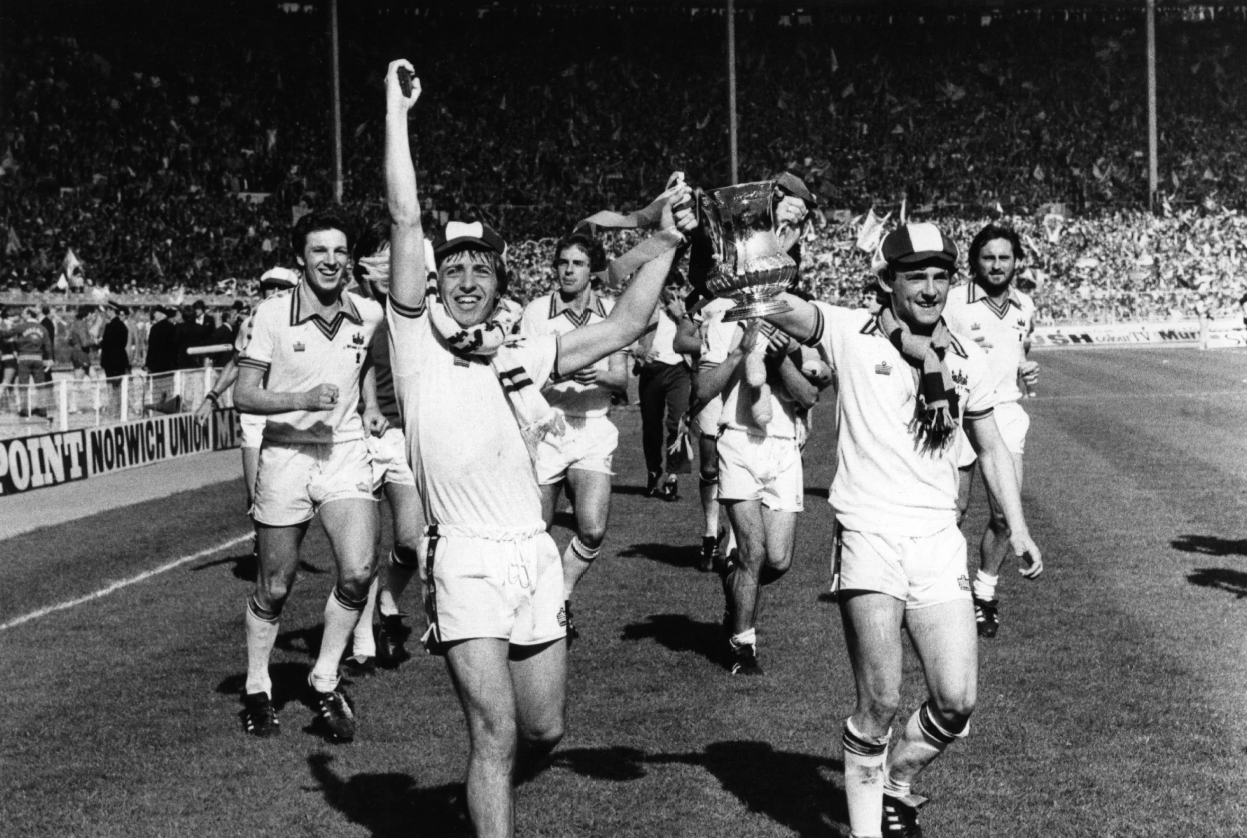 FA CUP 2.jpg