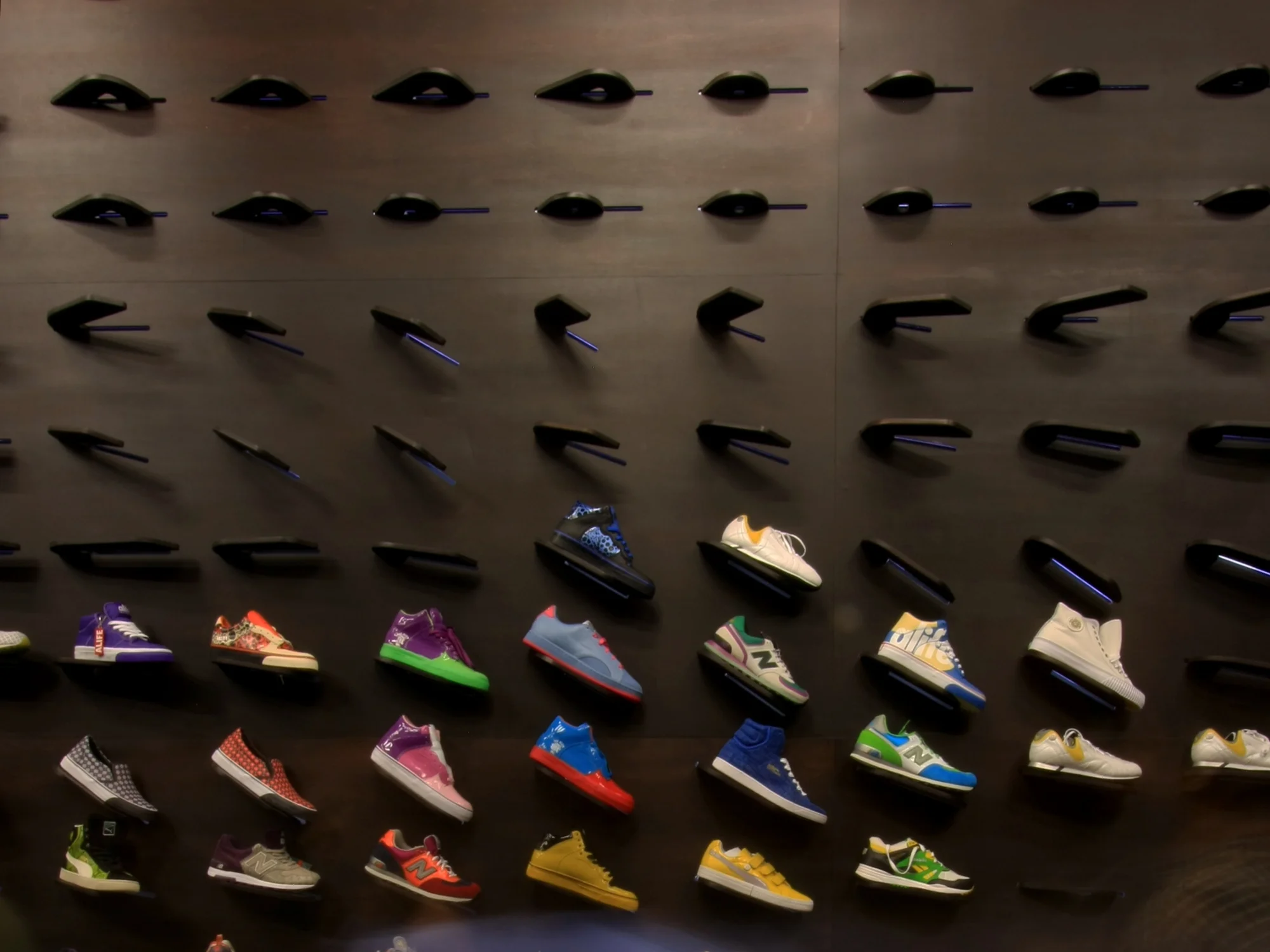 LNSDN_shoe wall elevation.jpg