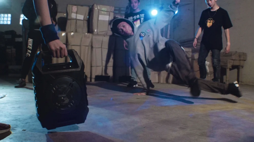 Sequence 01.00_00_15_10.Still014.jpg