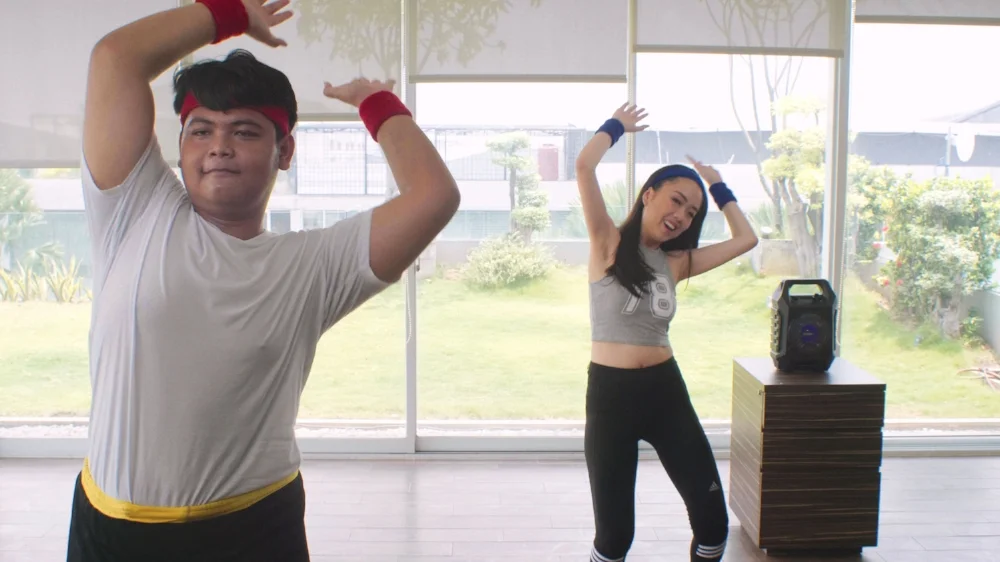 Sequence 01.00_00_24_02.Still011.jpg