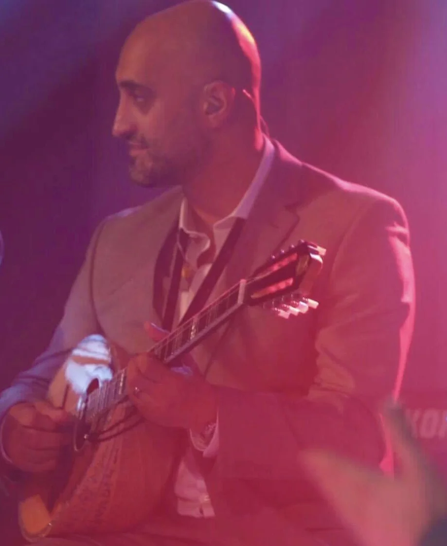 Chris Karayiannis - Bouzouki Χρήστος Καραγιάννης - Μπουζούκι