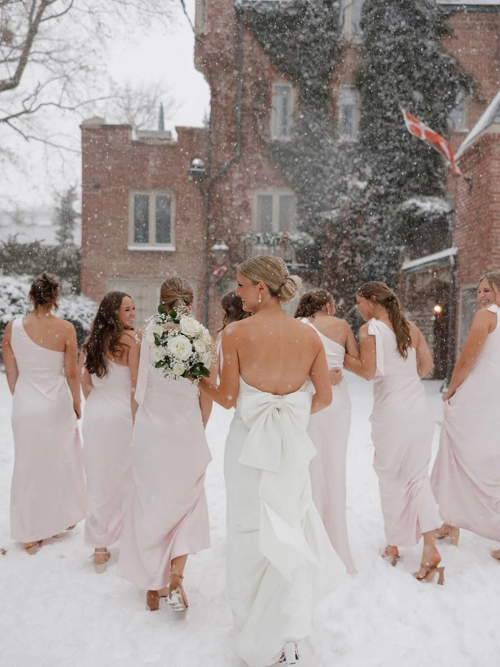 Jenna &amp; Charlie&rsquo;s wedding day was one we&rsquo;ll never forget ❄️🤍

What started as a beautiful celebration quickly turned into one of the biggest snowstorms of the year &mdash; and while the weather was wild, their day stayed calm, joyful