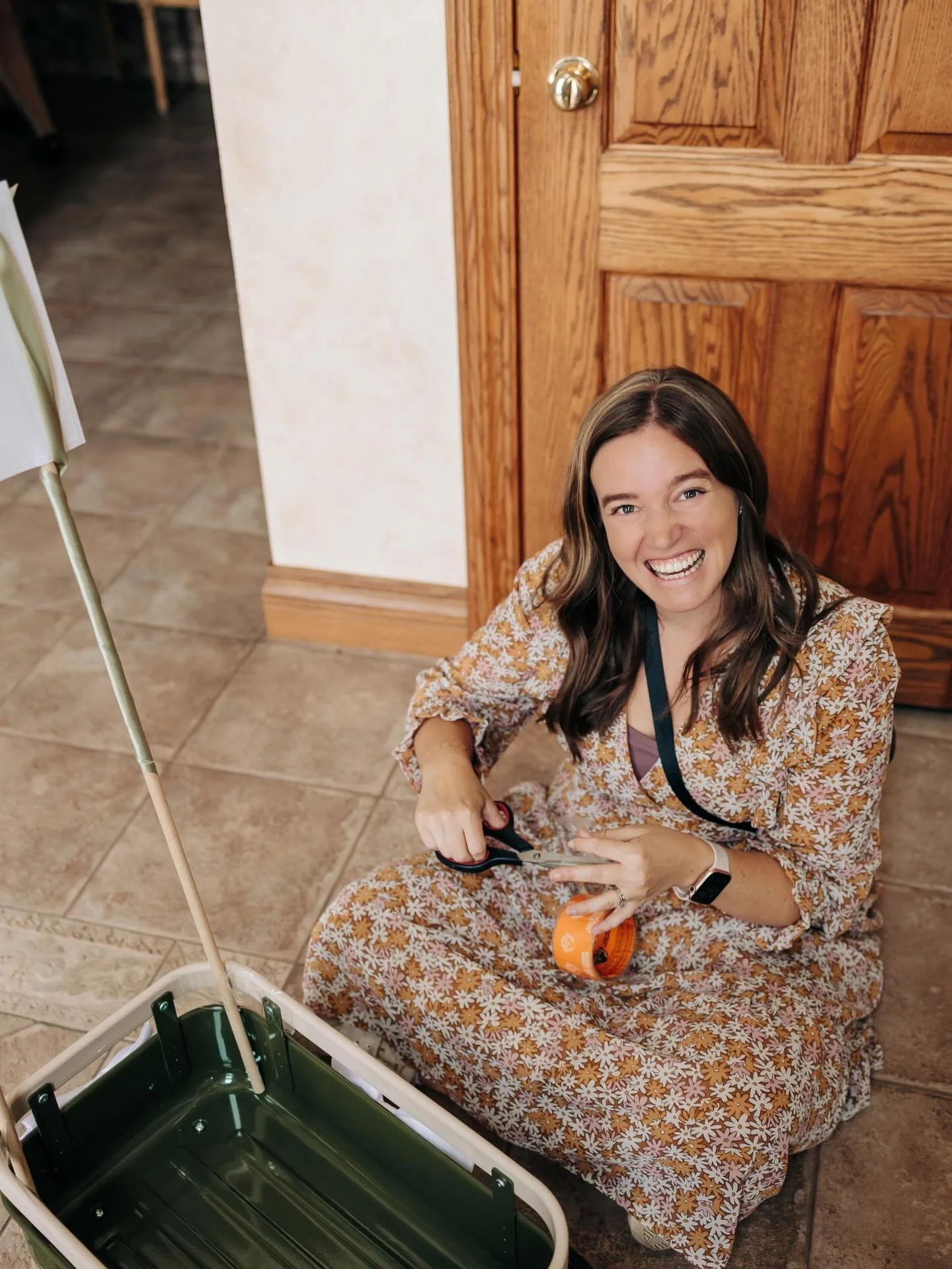 Hi 👋 if you&rsquo;re new here, I&rsquo;m so glad you&rsquo;re here.

I&rsquo;m Hillary&mdash;the face behind Hillary Rae Events 🤍

I&rsquo;m a wedding + event planner based in Central Illinois, a mom of two, and someone who truly loves bringing peo