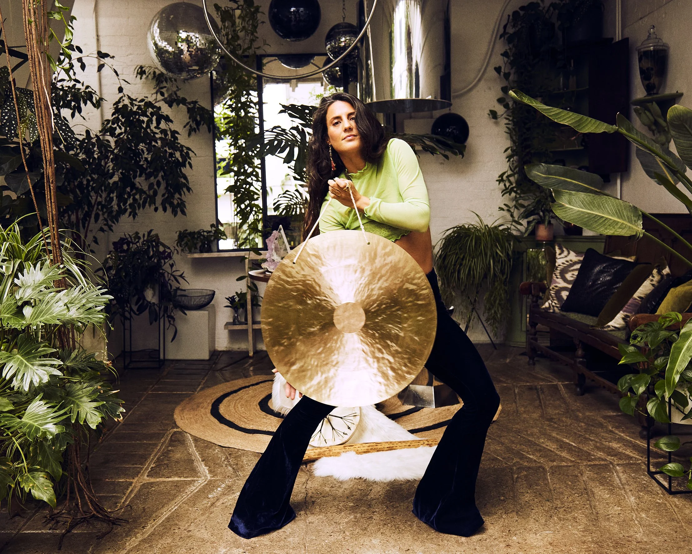 Super Full Moon Gong Bath Closing 2025 in Gemini with Tam (MADRE)