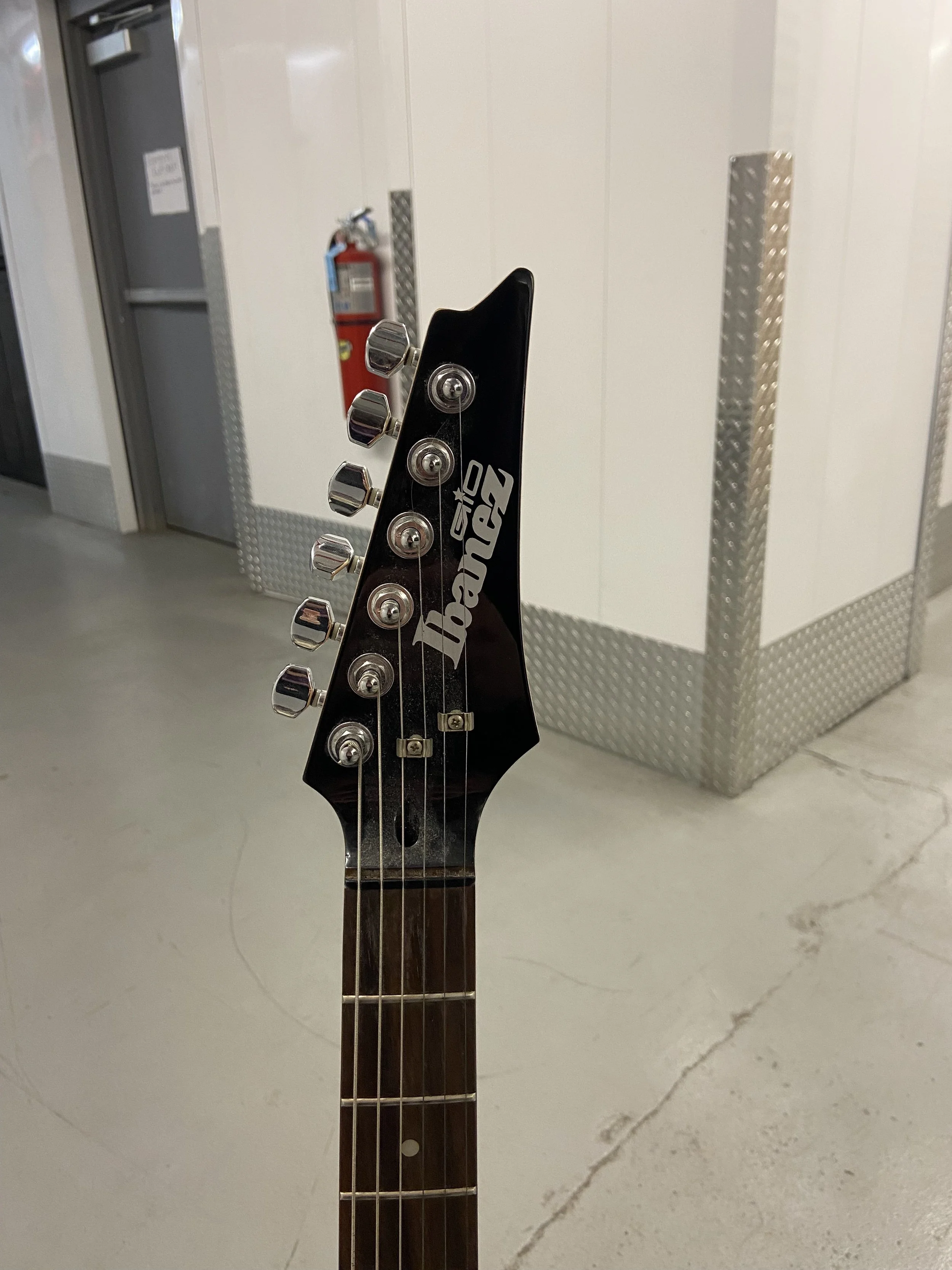 Ibanez GIO - GSA69(2).jpeg