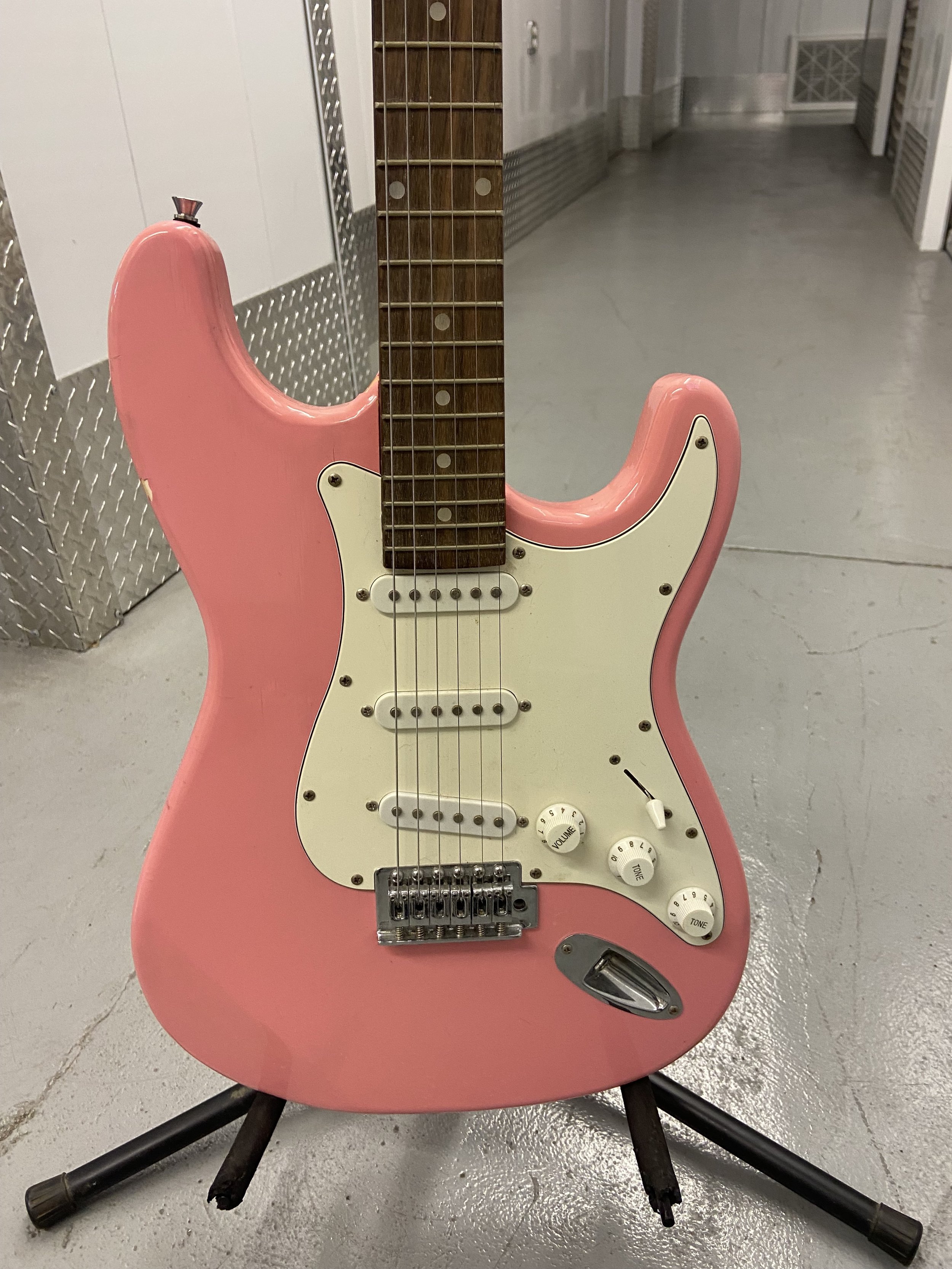 Pink No Brand(1).jpeg