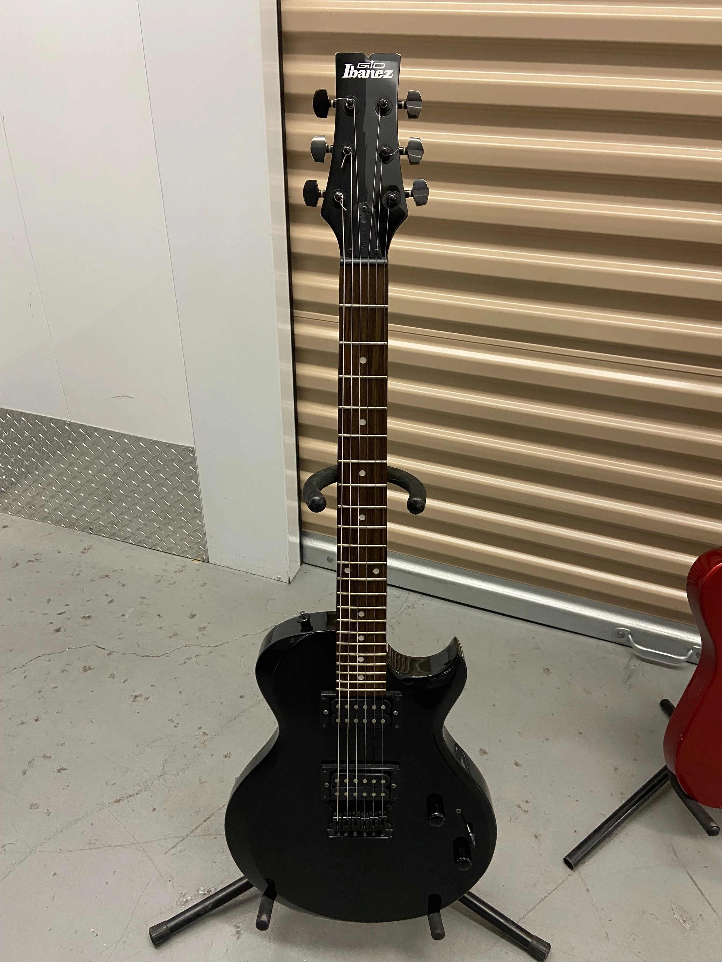 Ibanez GIO.jpeg
