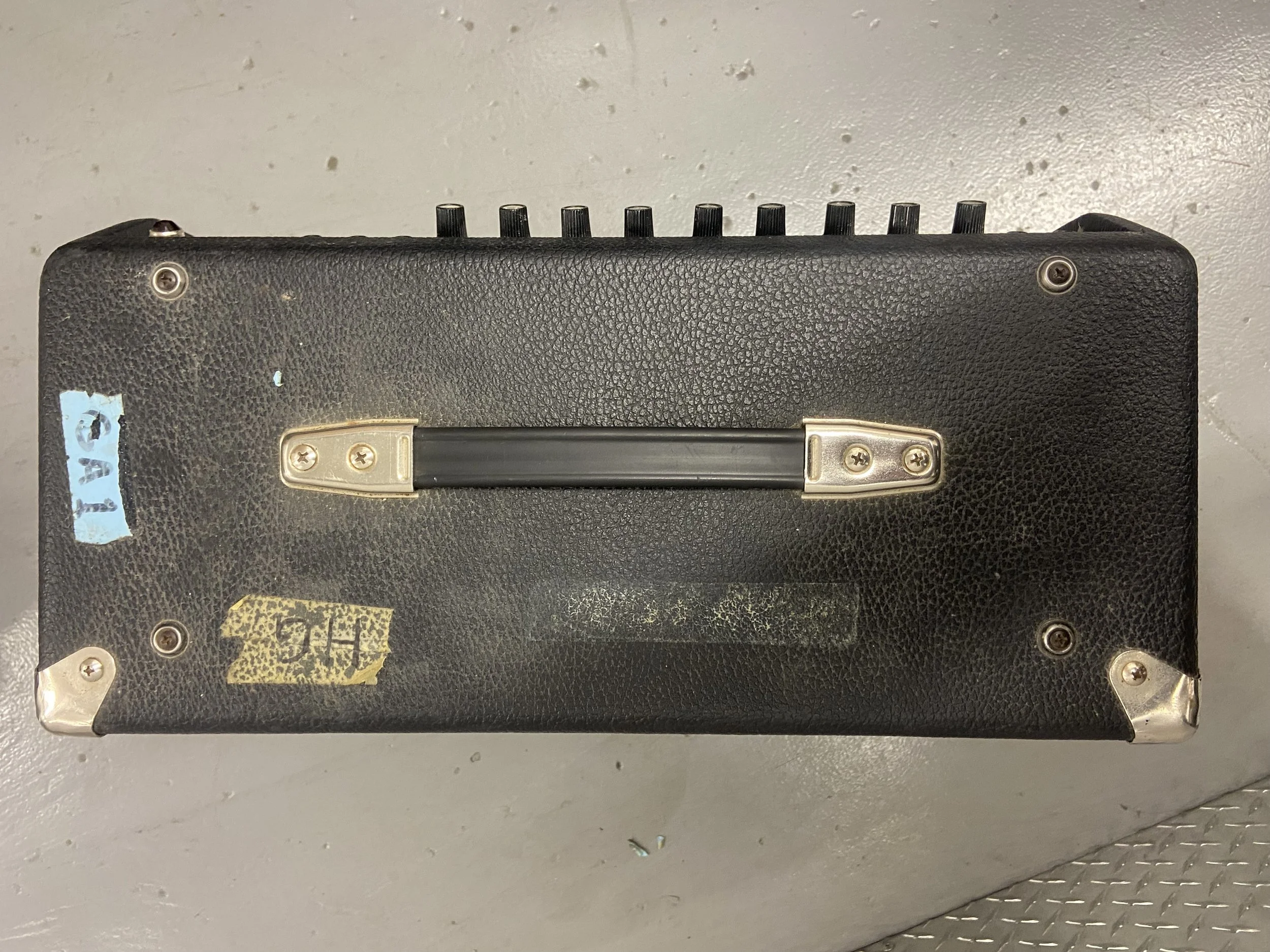 Fender Princeton 65(3).jpeg