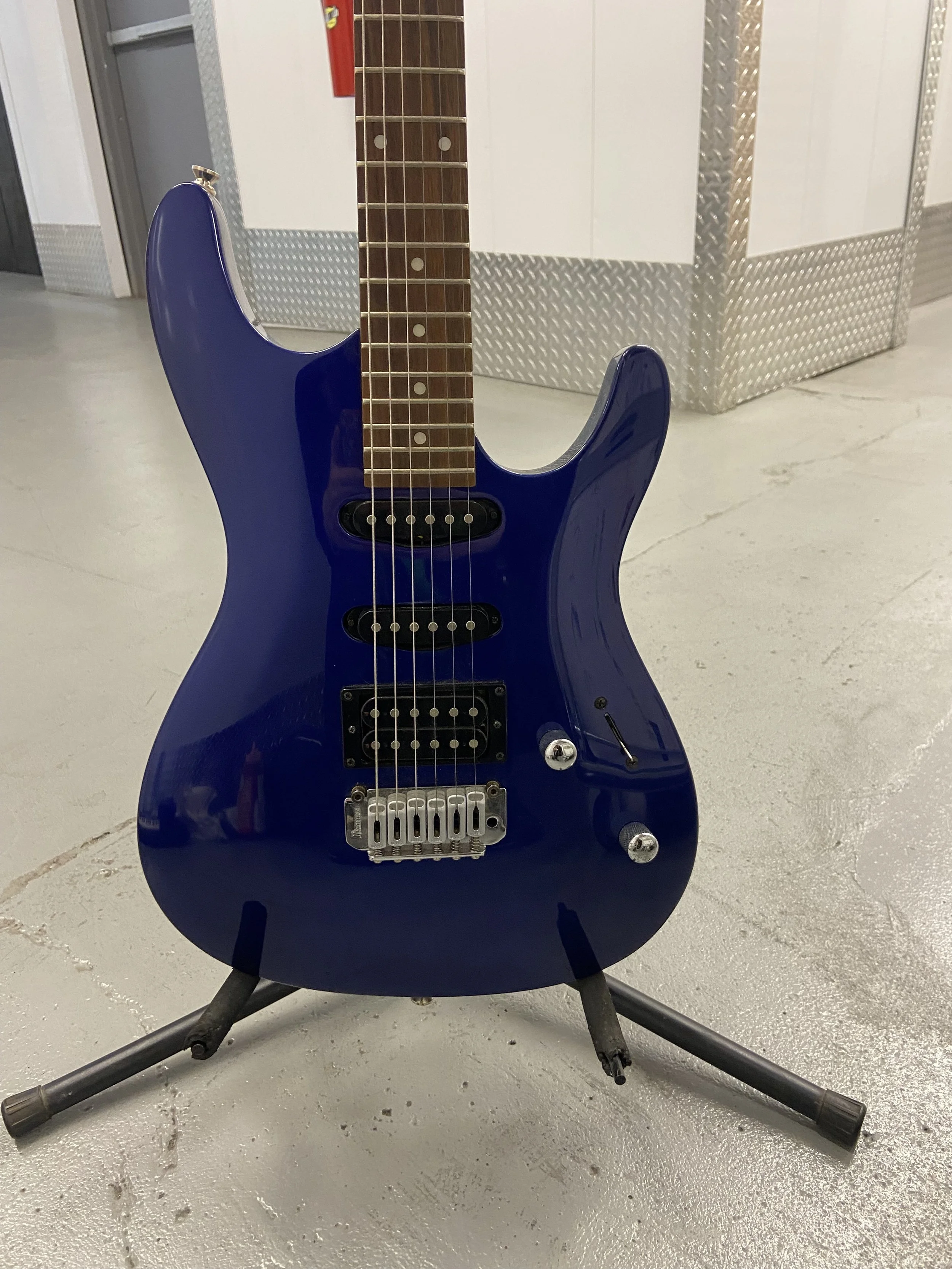 Ibanez GIO - GSA69(1).jpeg