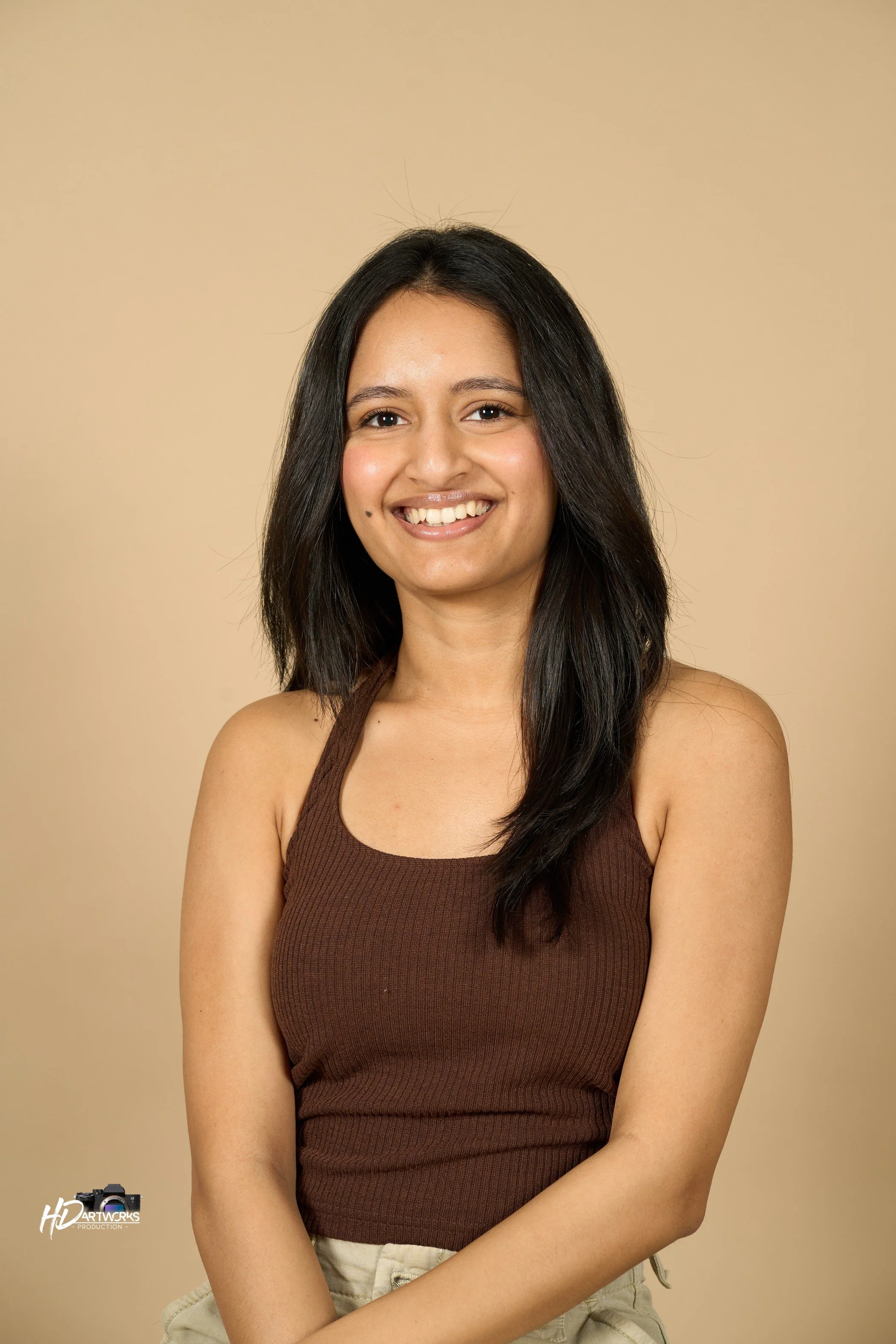 DISHA PANCHAL
Disha Panchal is an emerging Toronto-based dance artist whose work blends Bollywood, Indian classical, and folk traditions with street dance influences. Beginning with Garba and Bharatanatyam in India, she expanded her practice in