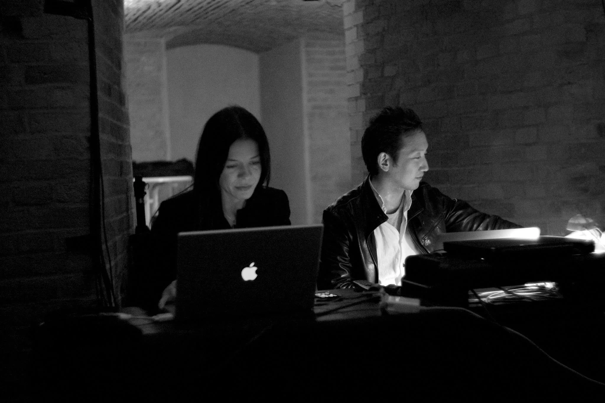 Sinus Ton – Magdeburger Tage der Elektroakustischen Musik, October 2012, Magdeburg, Germany. World premiere of Impetus Angularis .