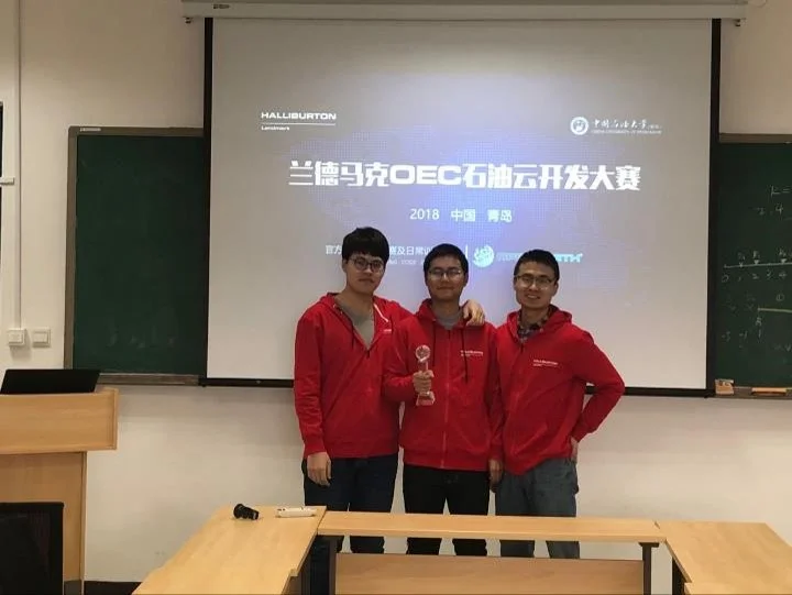 hackathonoecchina-winning-team.jpg