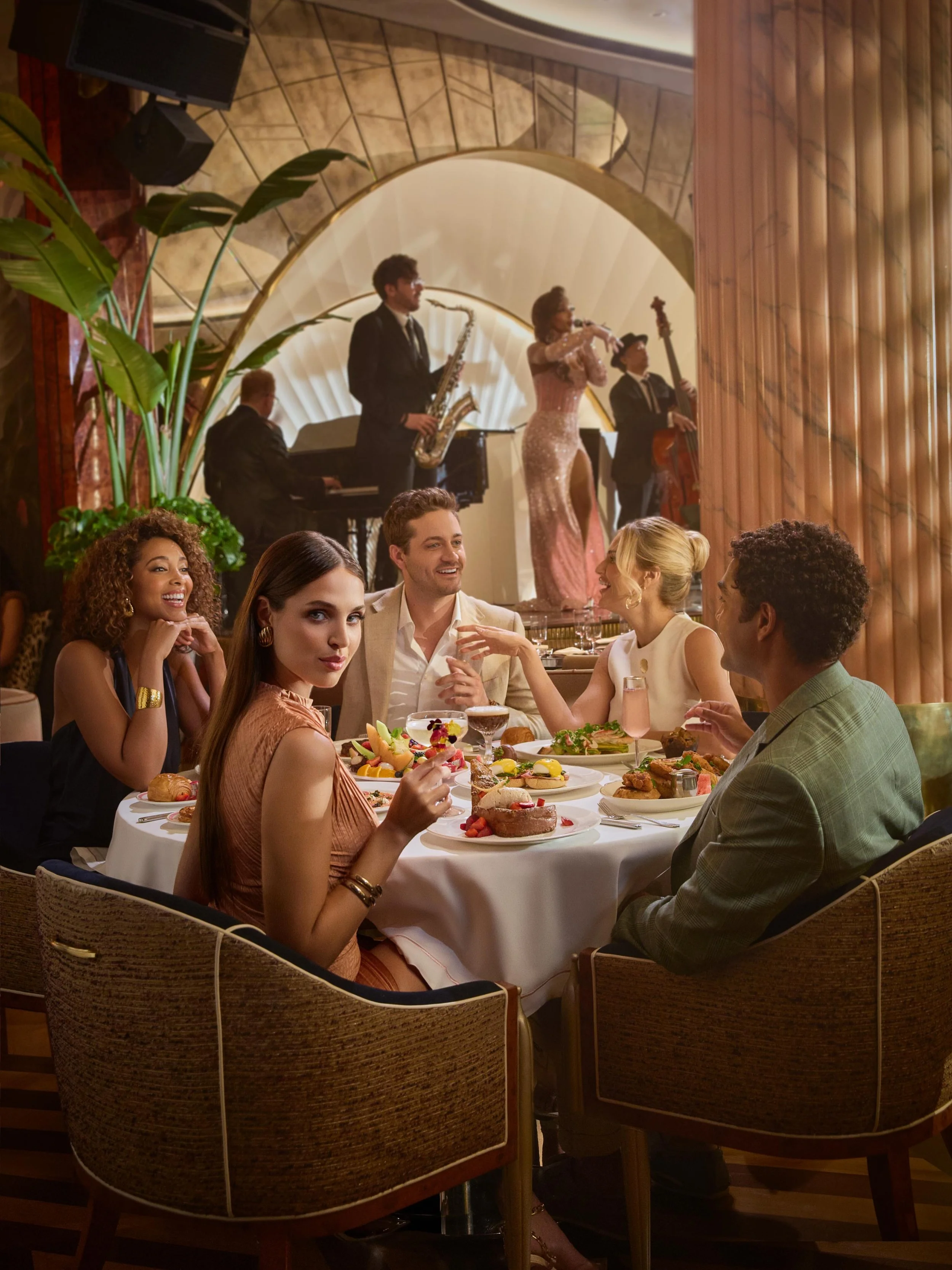 Shooting at the Wynn Las Vegas with brunch at Delilah with @kc_lmhc_954 style by @reallifeofastylist lighting @jamesjoynerdesign