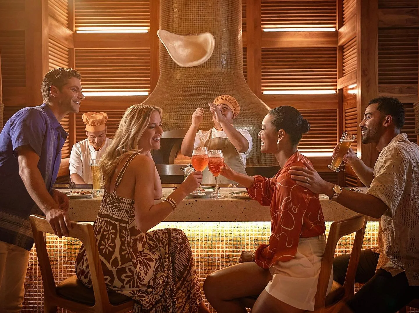 Shooting for @vidanta with @kc_photog954 creative director @kimalicedesign @lizziemerrill video @oscarpena_mx for @vidantaworld models @bachifrost @lifeofamandariley @andrew.biernat @twofishcutlery @gugobeauty @igor tomaz modelo @sherrie_lemaire @kia