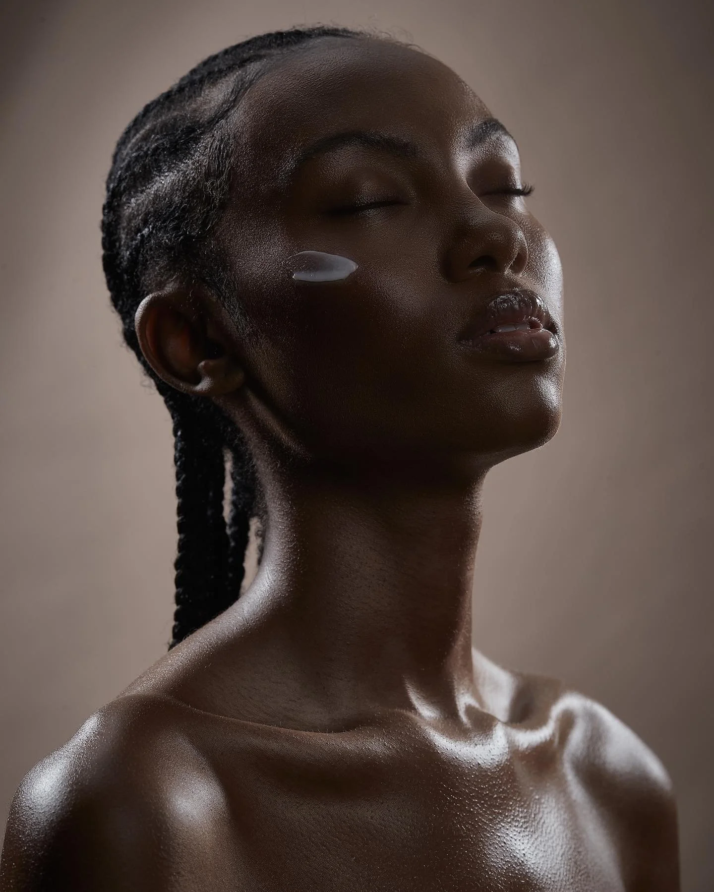 #beauty with @brazil.raine @verlynee #beautyproductphotography #beautyphotography