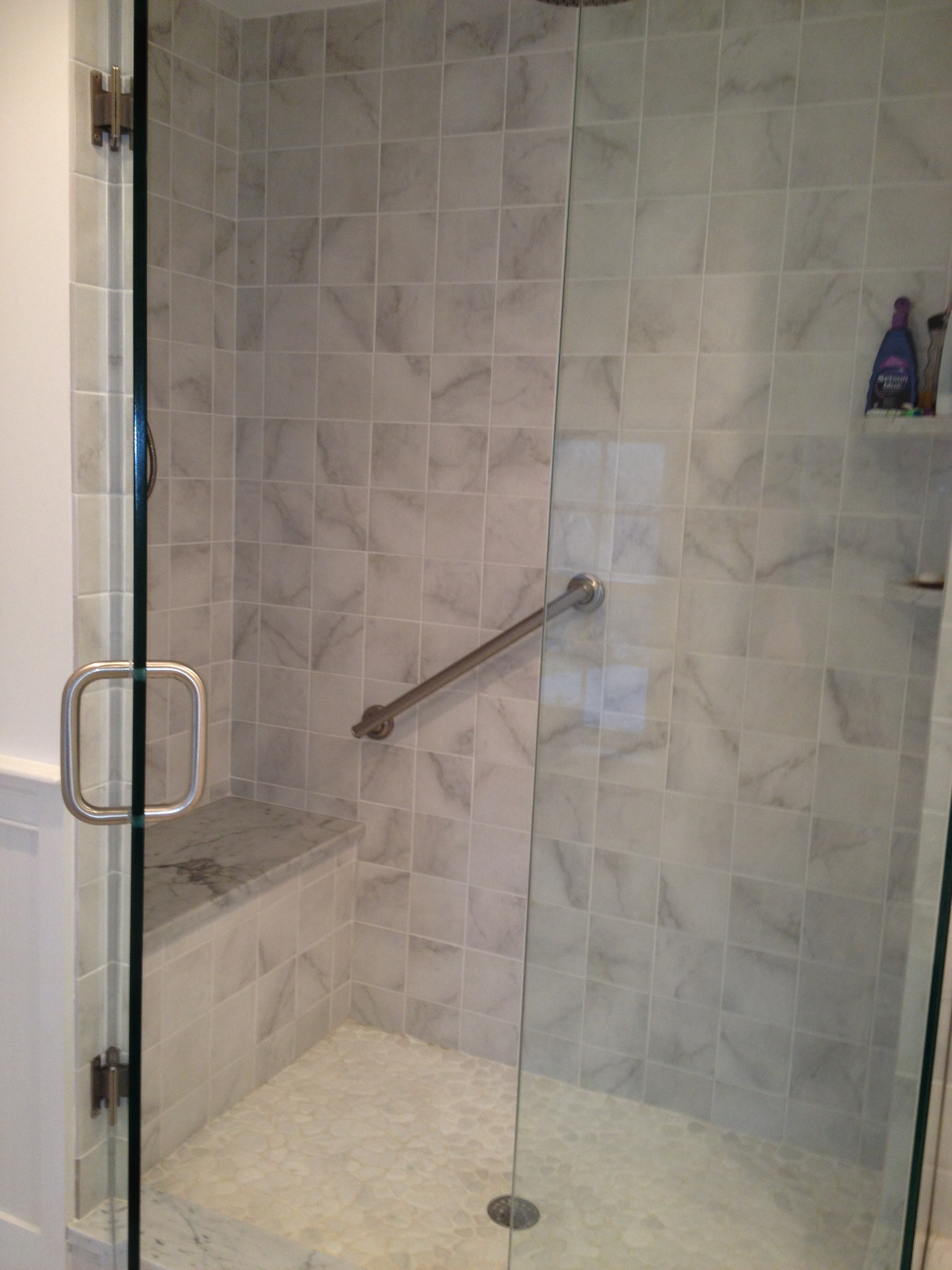 elias bathroom 005.JPG
