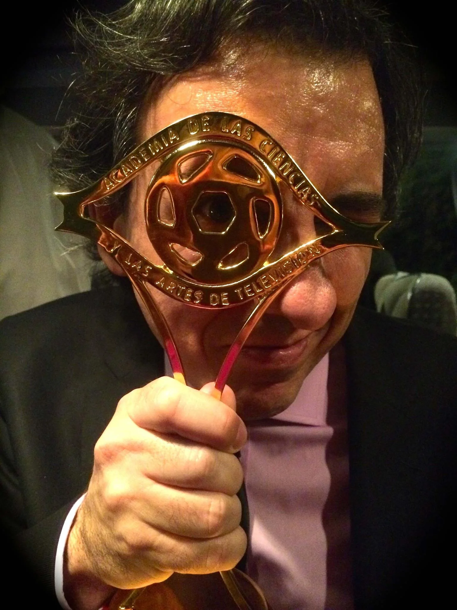 CESAR BENITO PREMIOS IRIS AWARDS