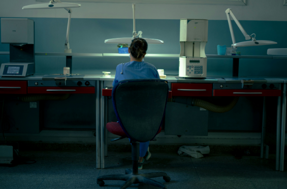 When the Clock and the Body Disagree: The Hidden Health Effects of Night-Shift Eating