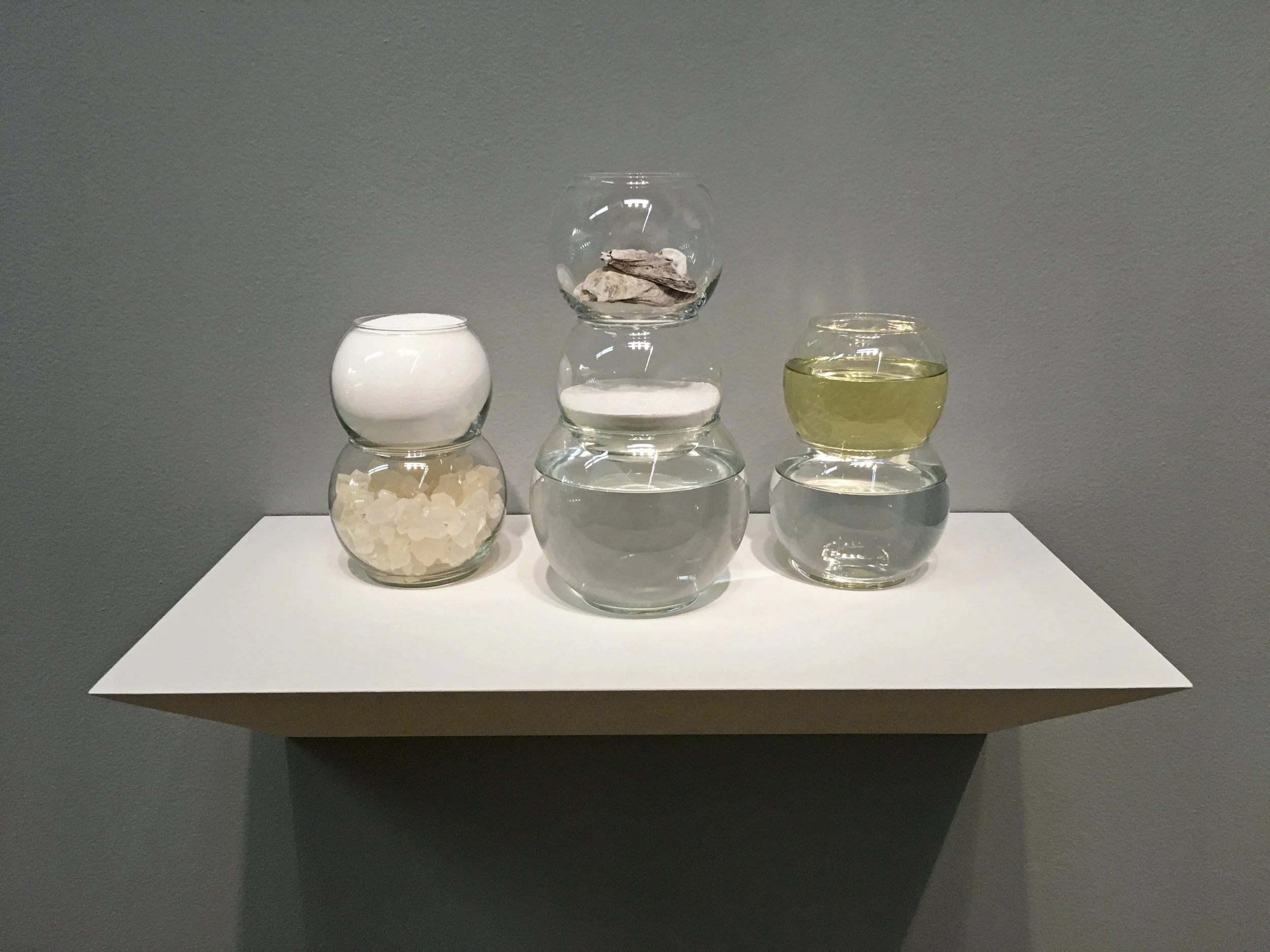 Andrew Yang, Stella’s Stoichiometry (All things being equal, 6 lbs. 13 oz.) (2012), BMO Harris Bank Chicago Works: Andrew Yang , MCA Chicago 2016.© MCA Chicago.