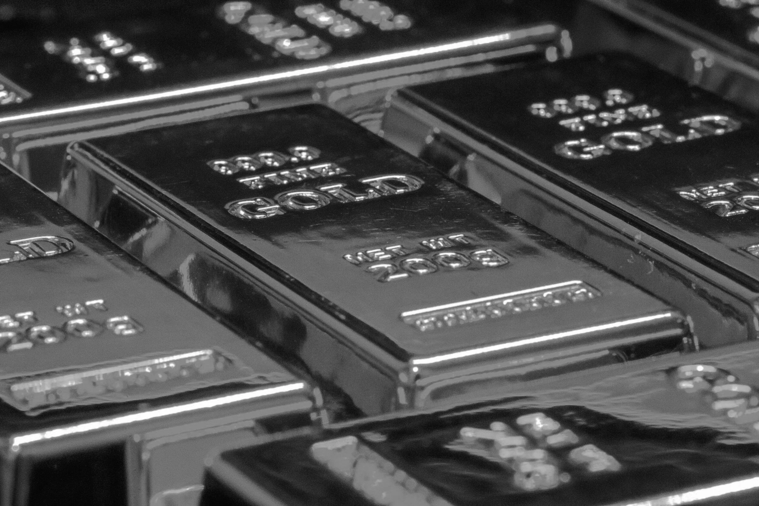 Gold rallies after low US inflation