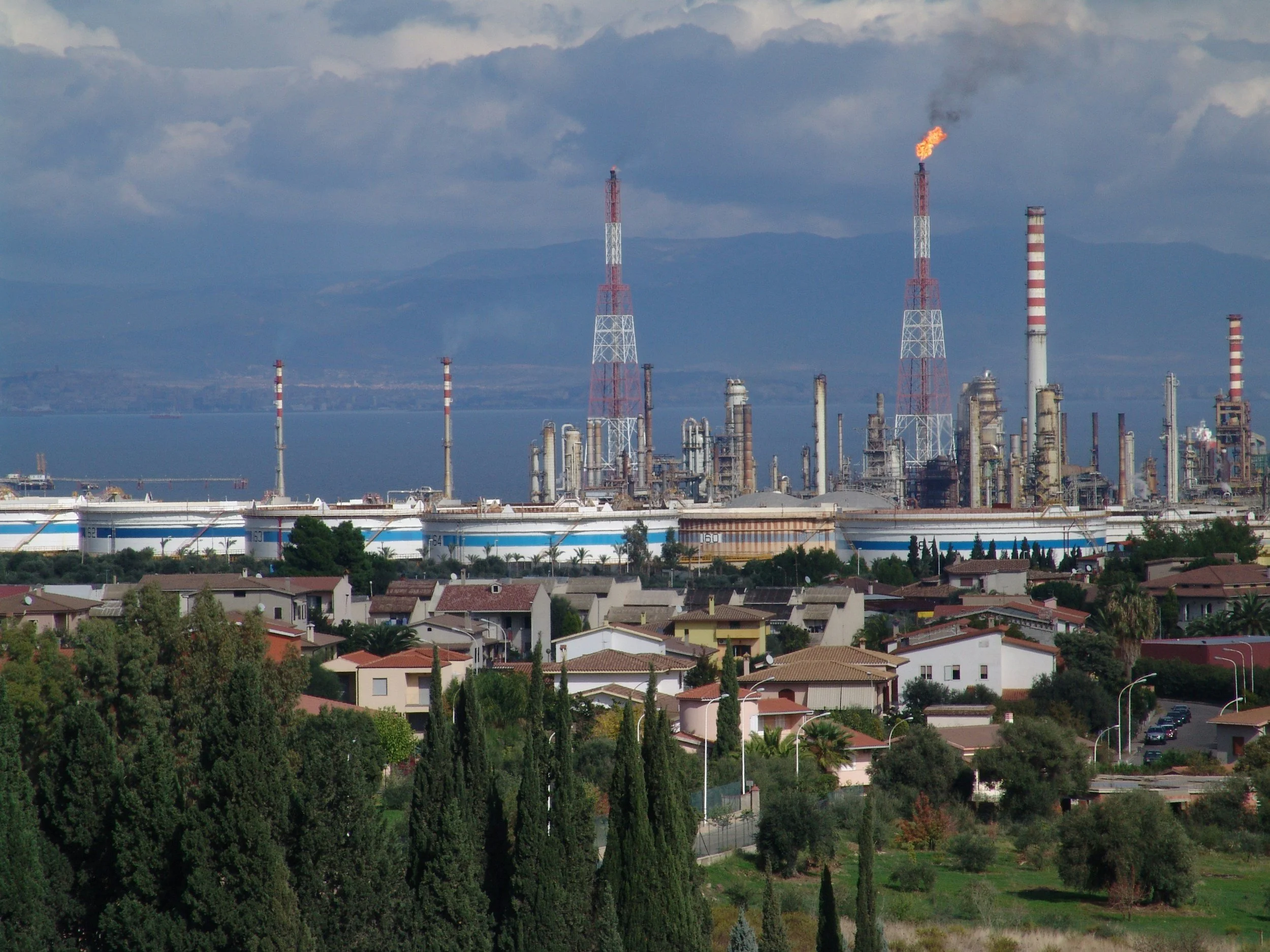 Venezuela, Russia, and the Oil Balance