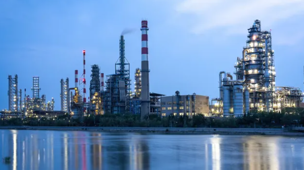 Spring port strikes cast shadow over Russian oil exports
