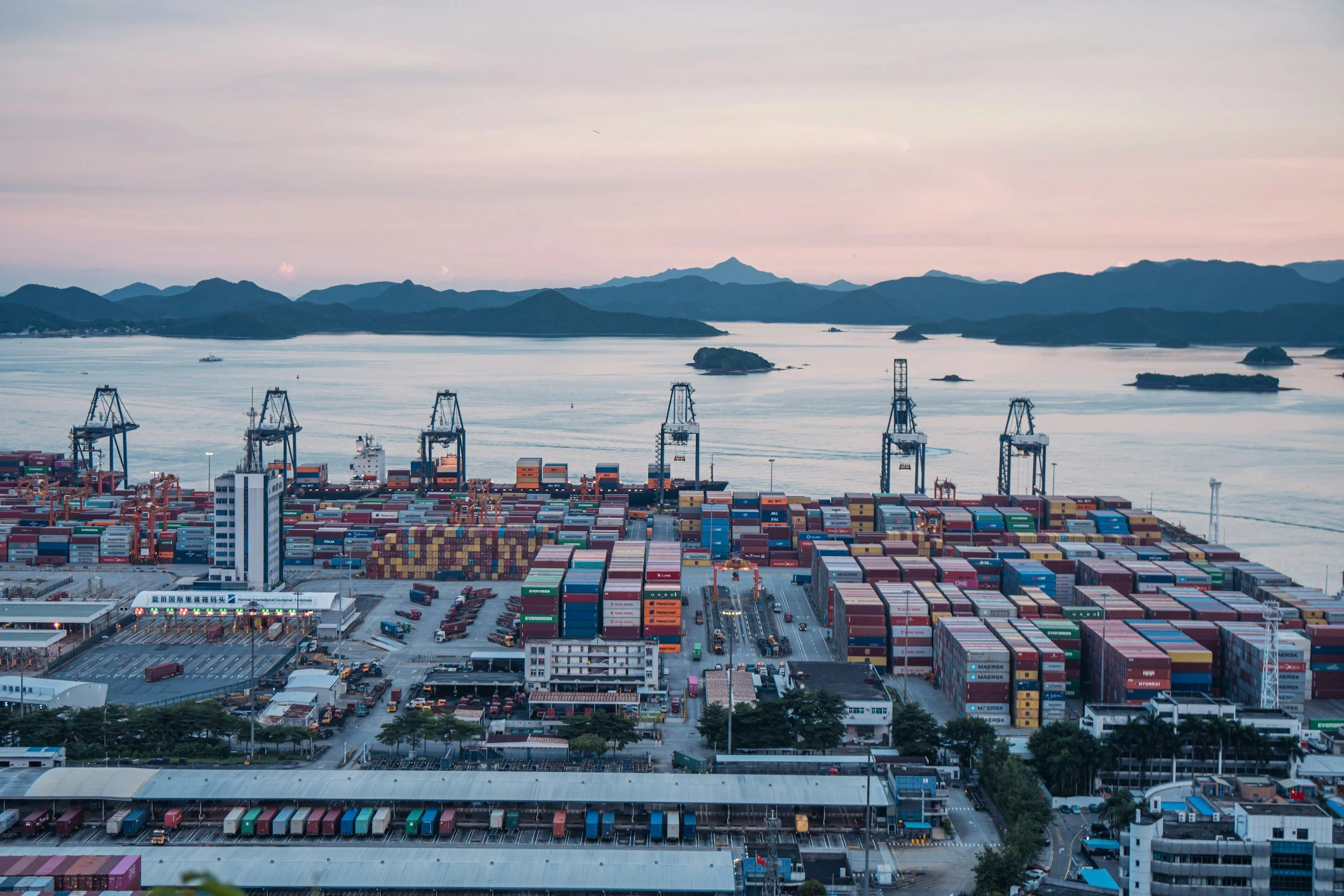 China Fills the Aluminium Gap — But Seaborne Bauxite Data Suggest Limits