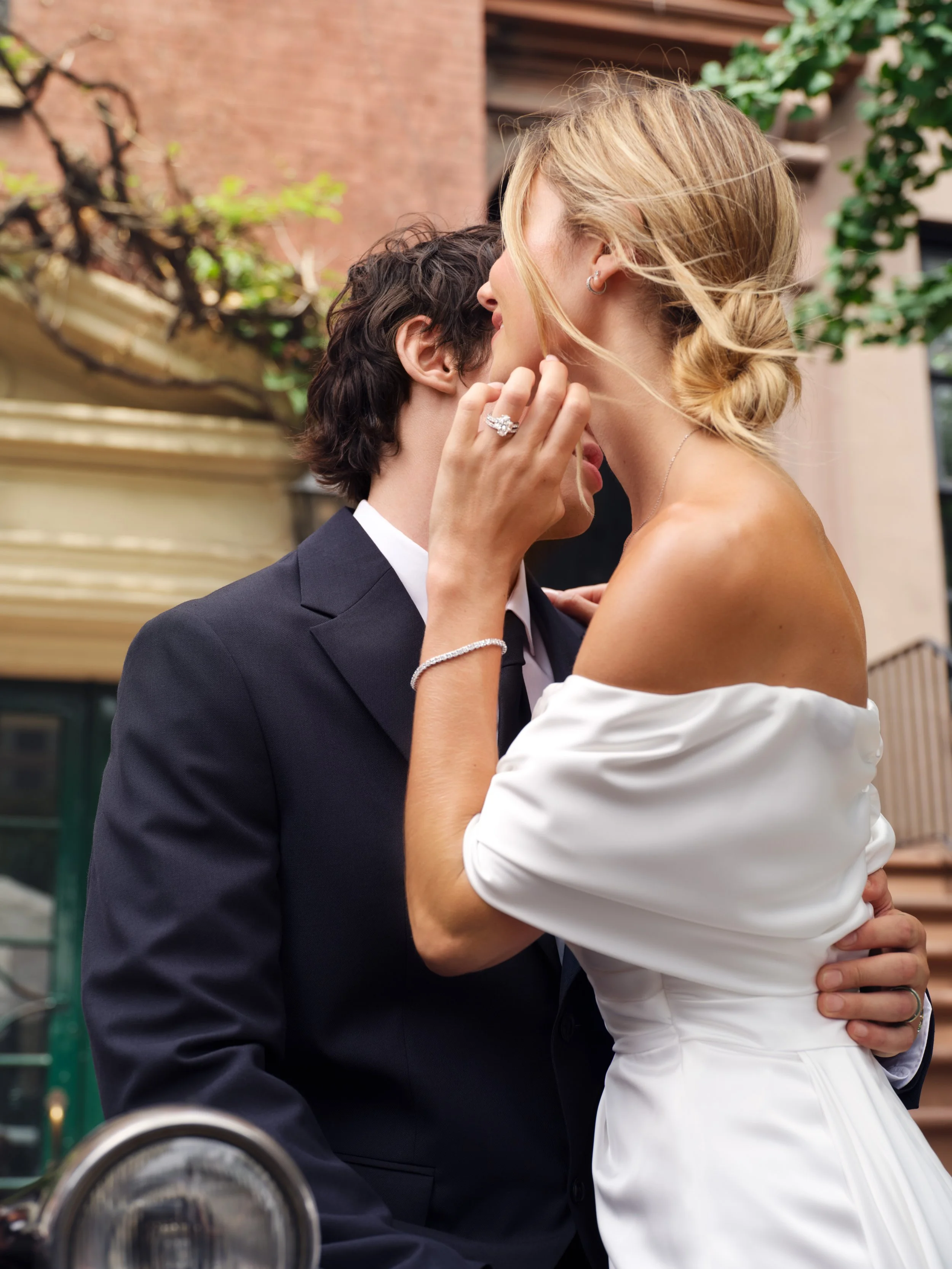 KAY FY26 FALL WINTER_Neil_Lane_Artistry_Hertitage_LCD_Bridal_2.jpg