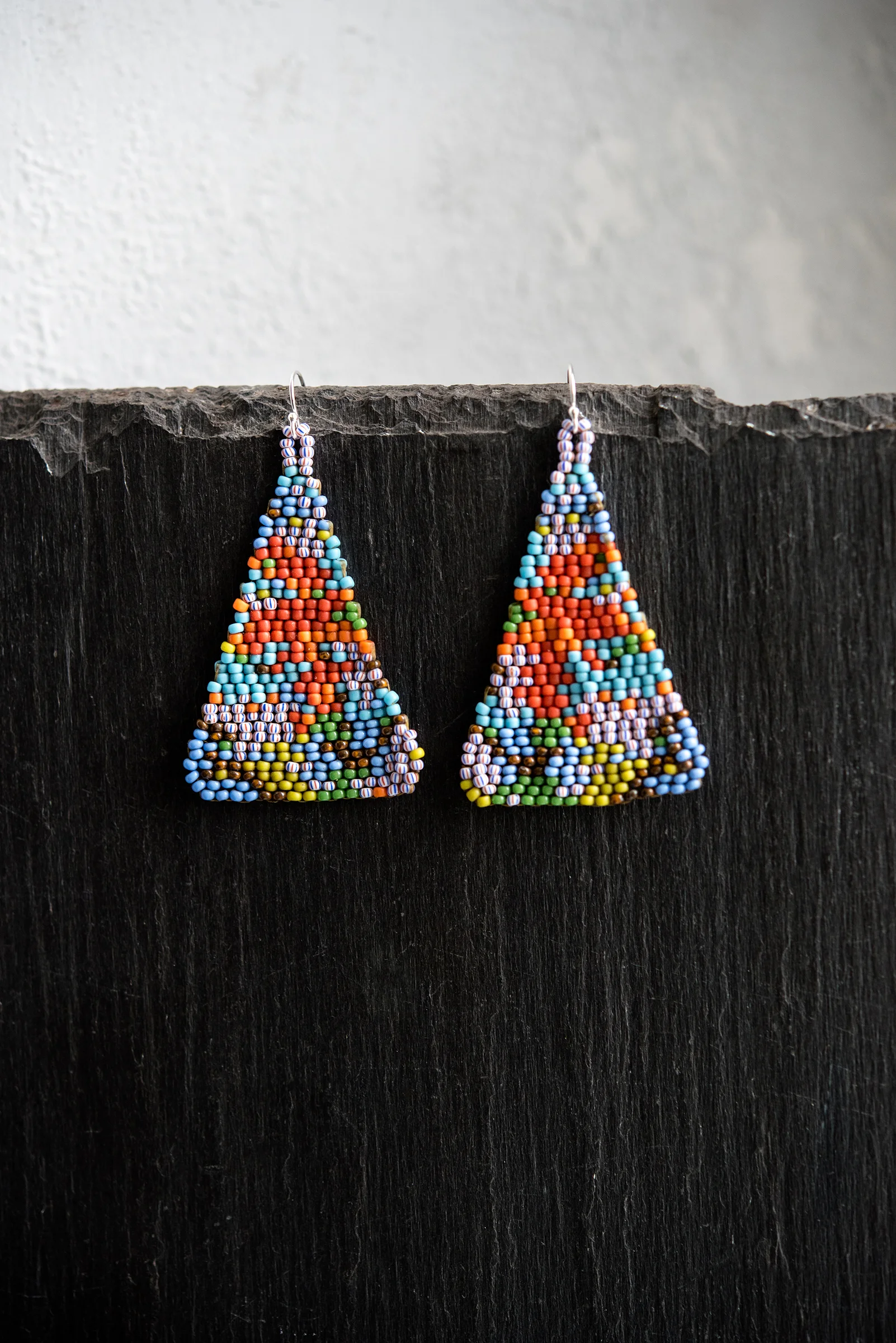 lilaS_beadedEarrings-22.jpg