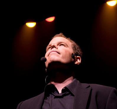 16.Onstage.png