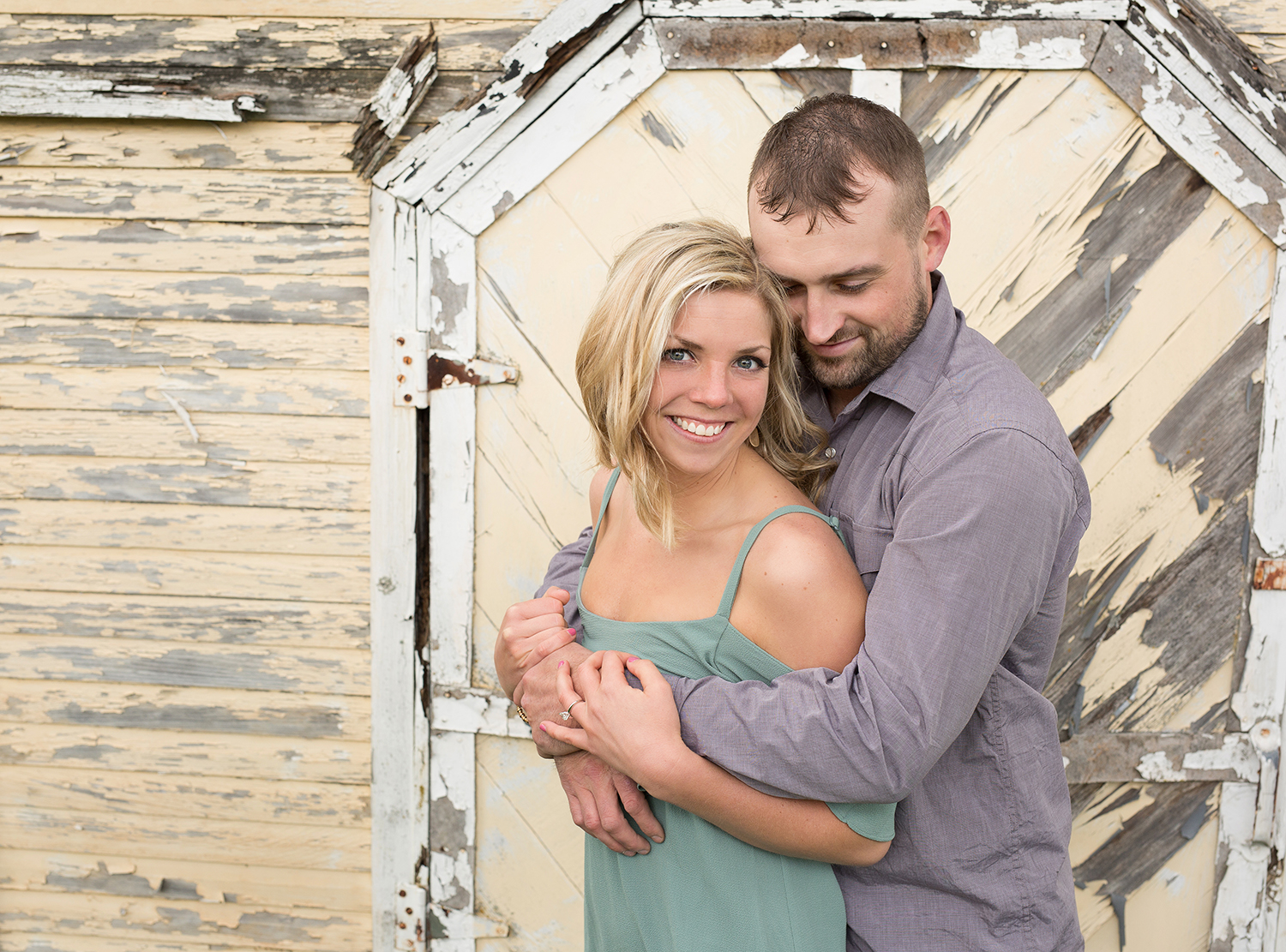  Covington Ohio, rustic location, modern engagement photography 