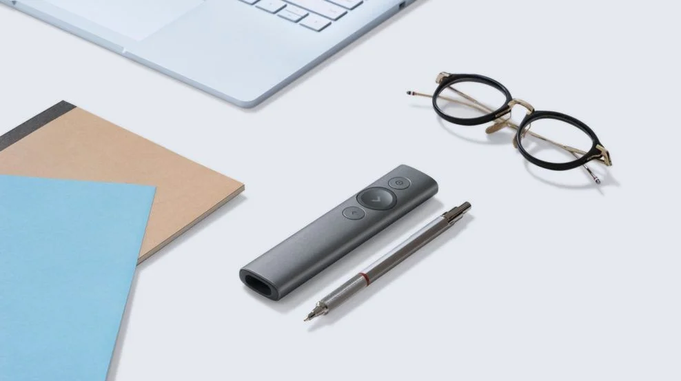 logitech_spotlight_product-11-lifestyle-ico-988x553_preview.jpeg