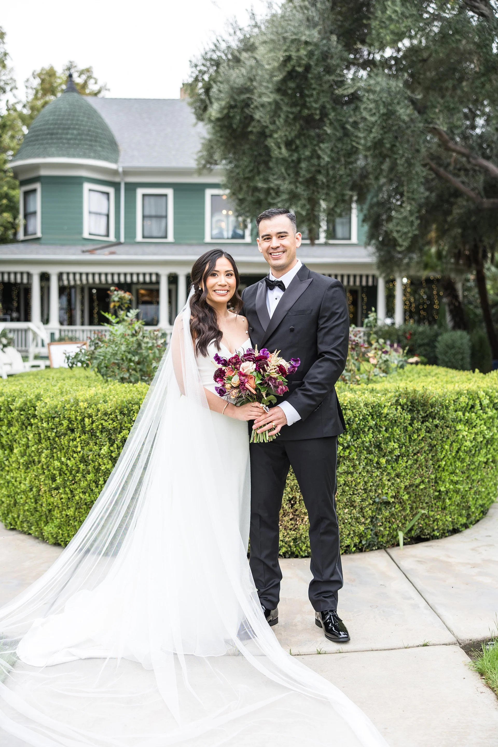 Lauren + Brandon | A Warm, Vintage Wedding Reception at the Christmas House