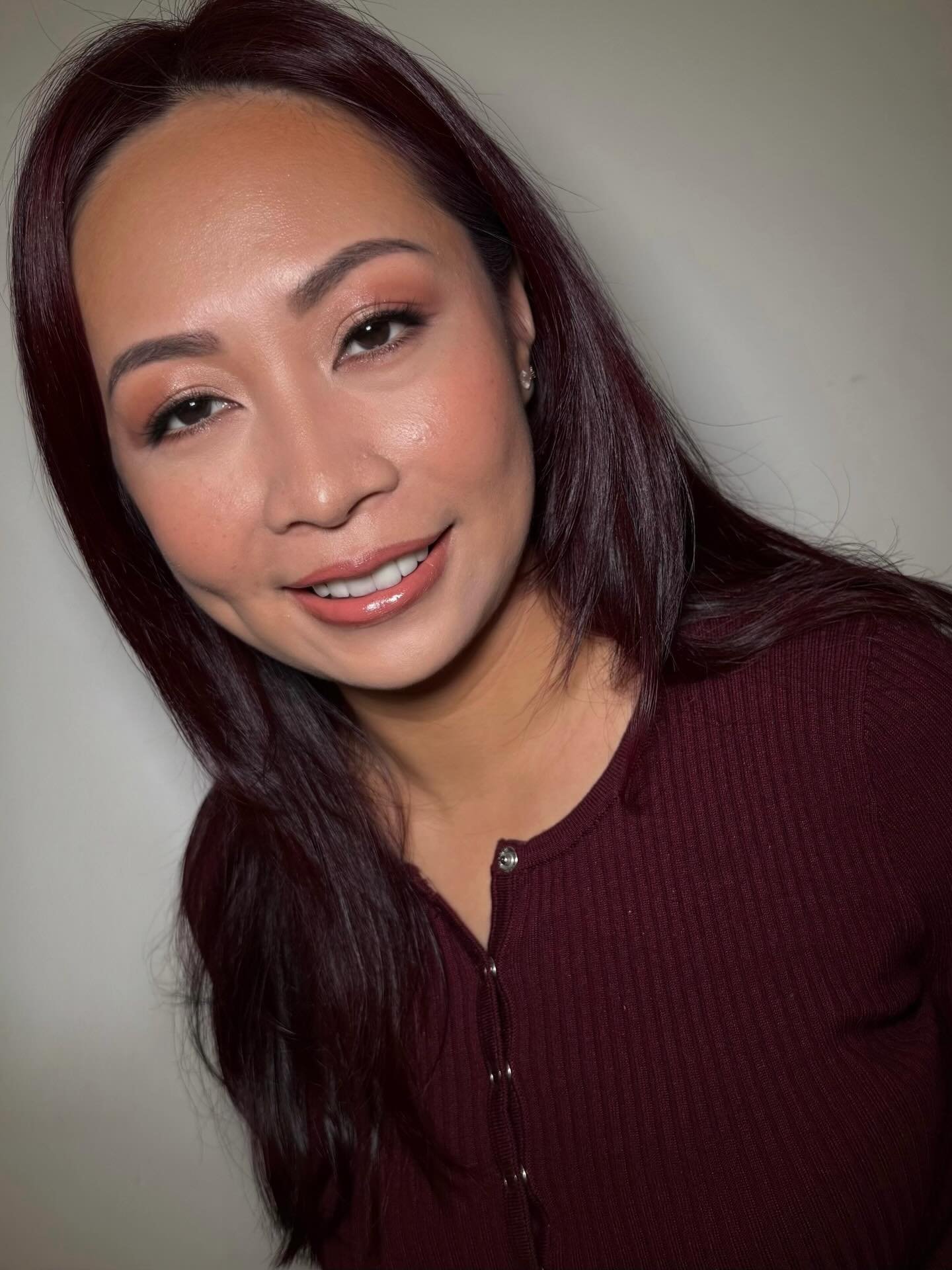 Beautiful Jane 💫 

Lightweight, glowy and complimentary of her natural features and her outfit for the day! 

She flew all the way from Dubai for a wedding at @theelvetham @elvethamweddings 🩷✨

* 100% REAL SKIN, NO EDITS AND NO FILTERS! *

#makeupa