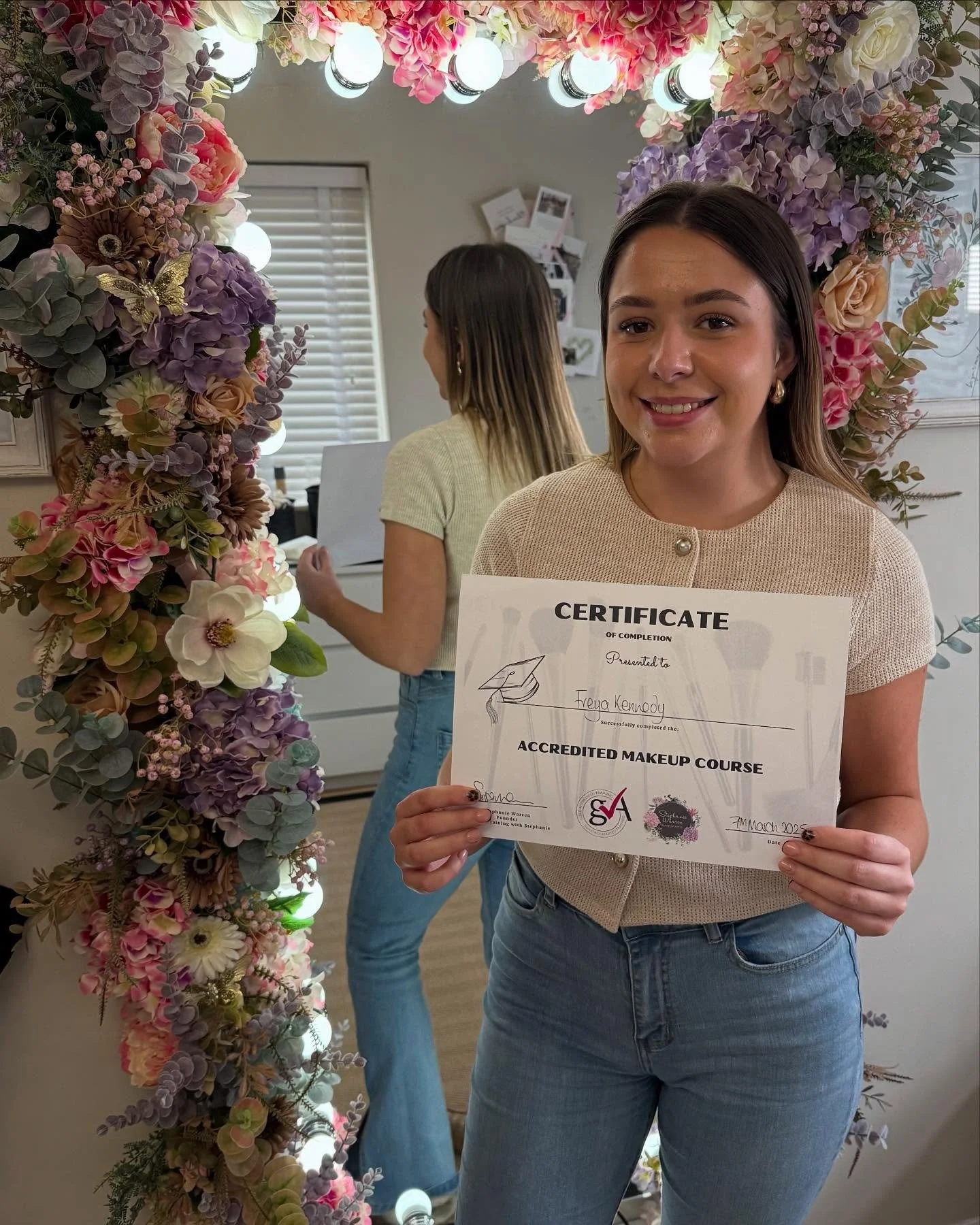 ✨ Accredited Makeup Course ✨ 

Huuuuge congratulations to Freya who completed her accredited makeup course with me 🧑🏼&zwj;🎓💕

She arrived at my studio with no makeup experience, but has left with knowledge, confidence and a fire in her belly to l