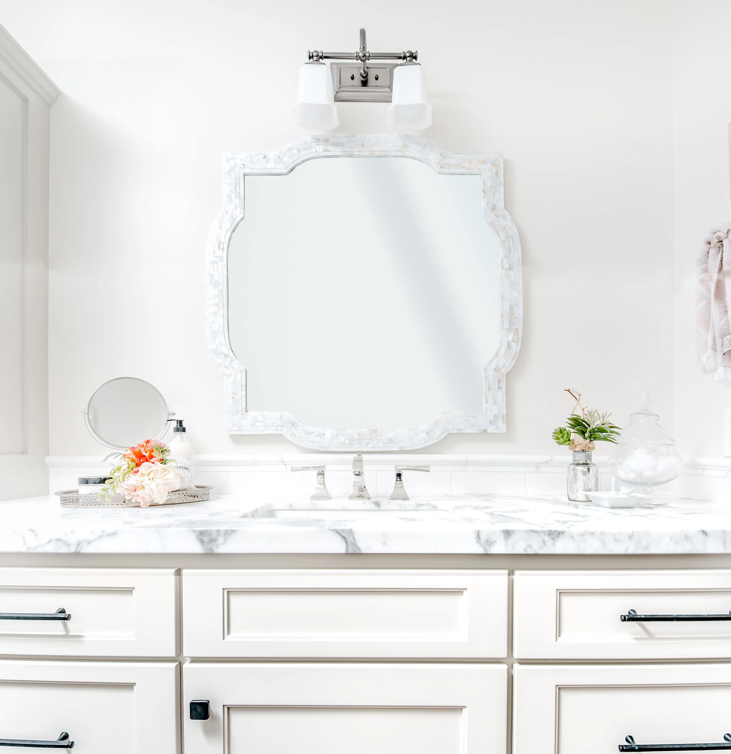 MOL56448-Edit.jpg