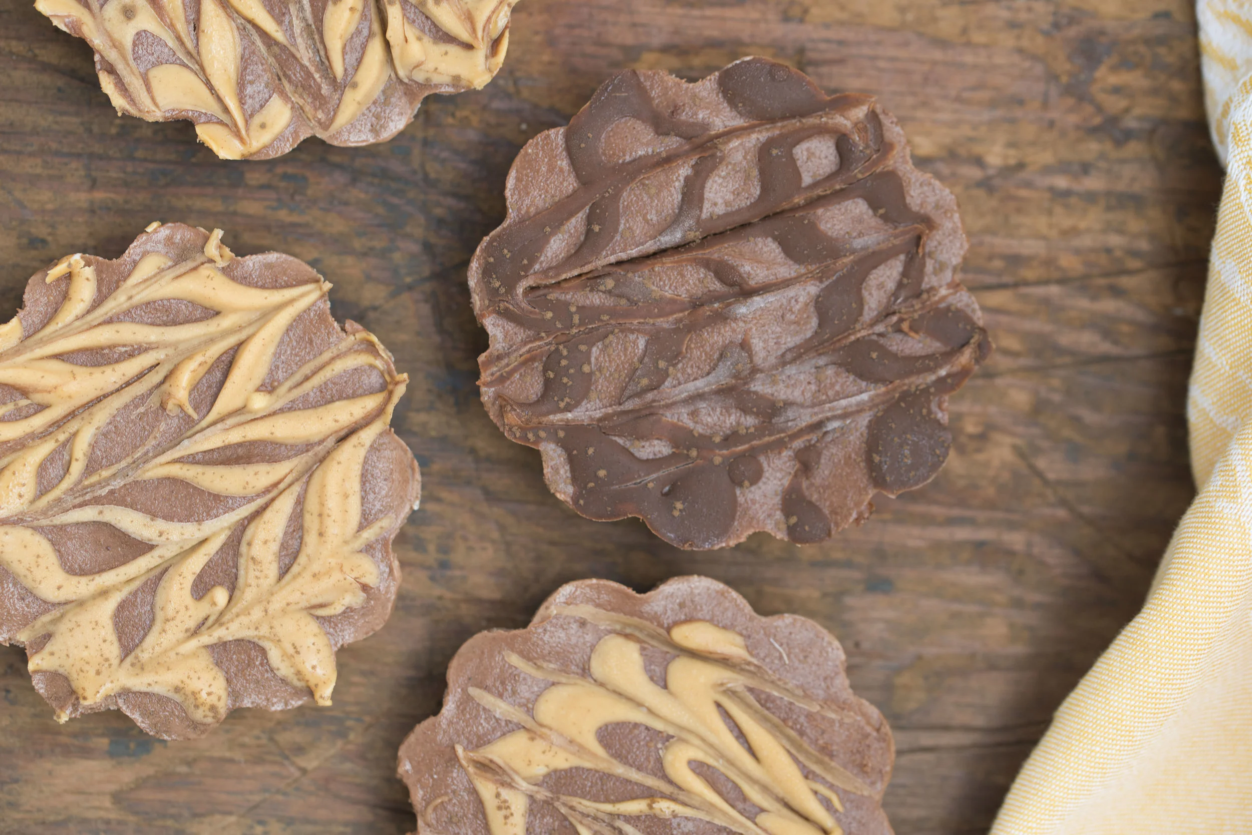 Froze Chocolate Peanut Butter Banana Tarts