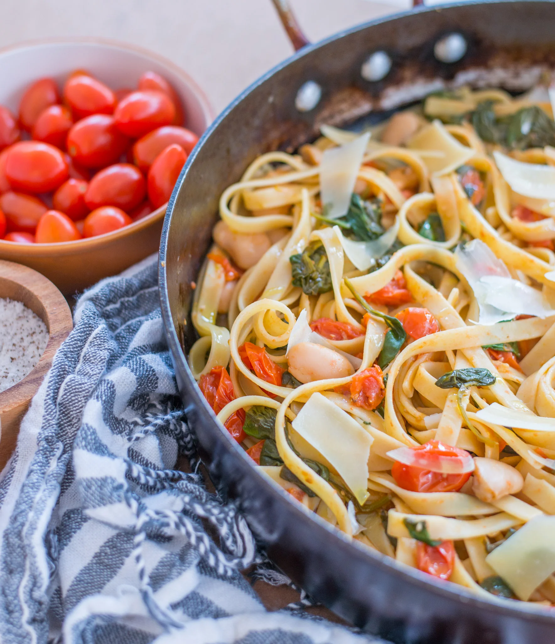 Mixed&Measured_ButterBeanTomatoPasta-5.jpg